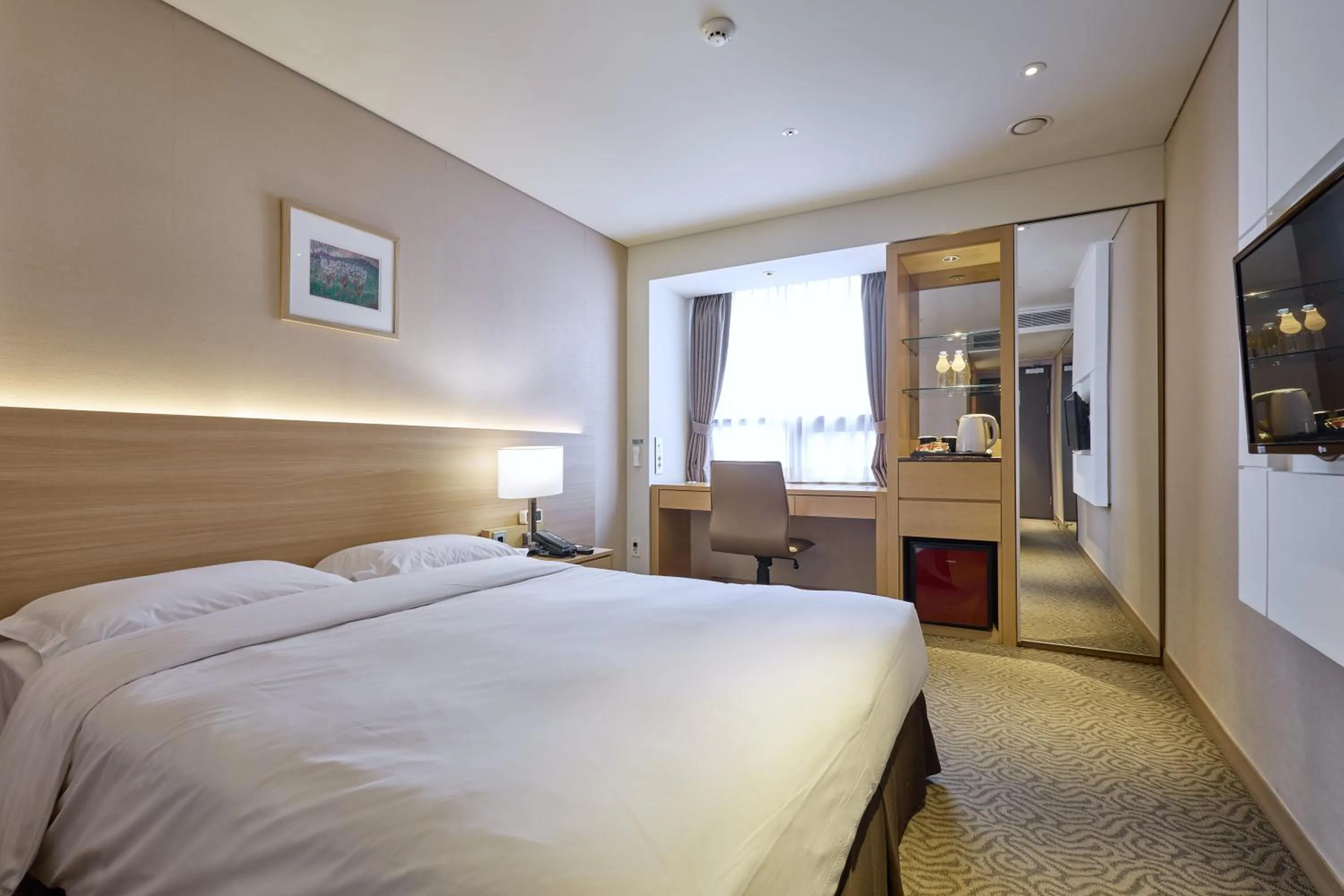 Bed in Summit Hotel Seoul Dongdaemun