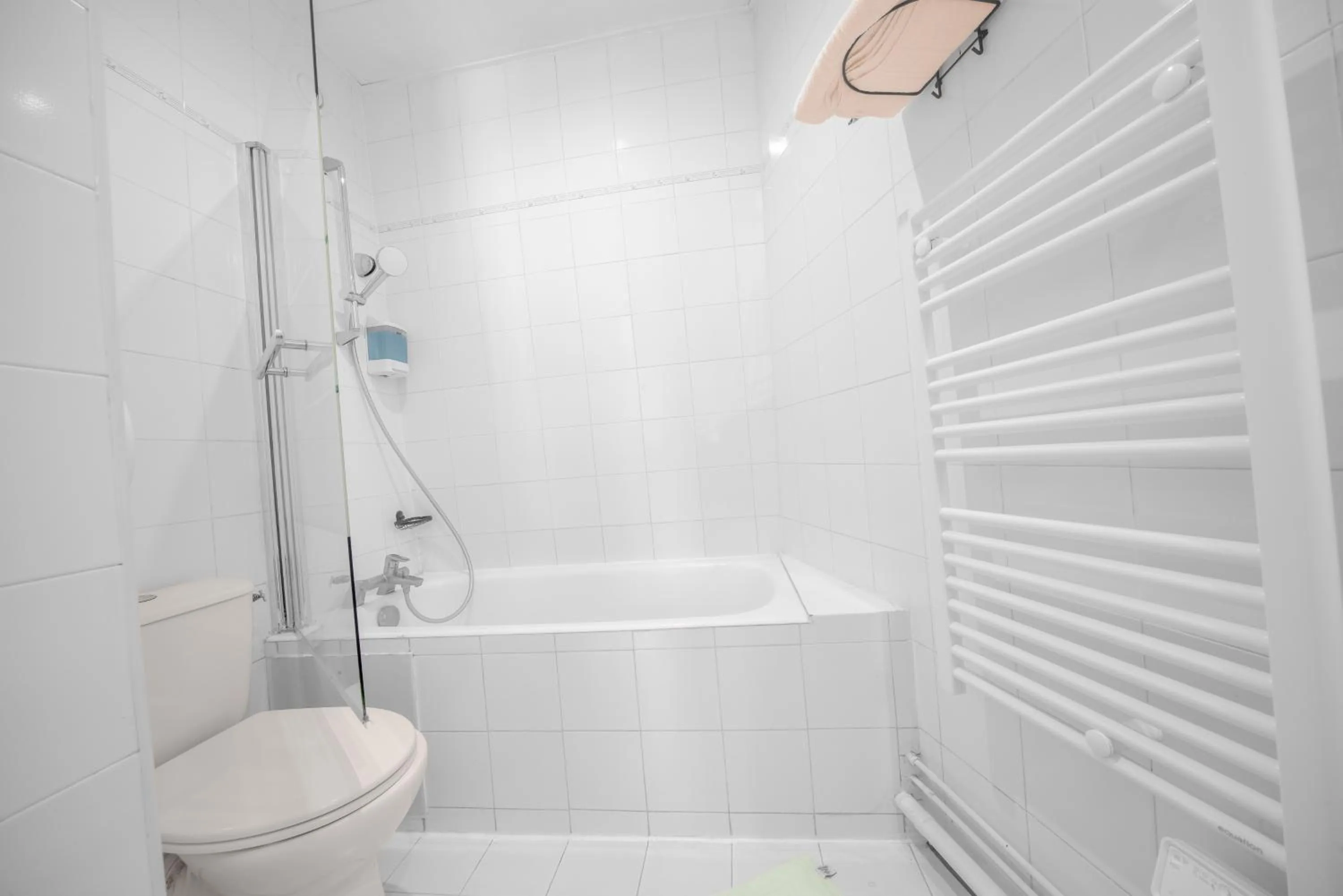 Bathroom in City Inn Paris