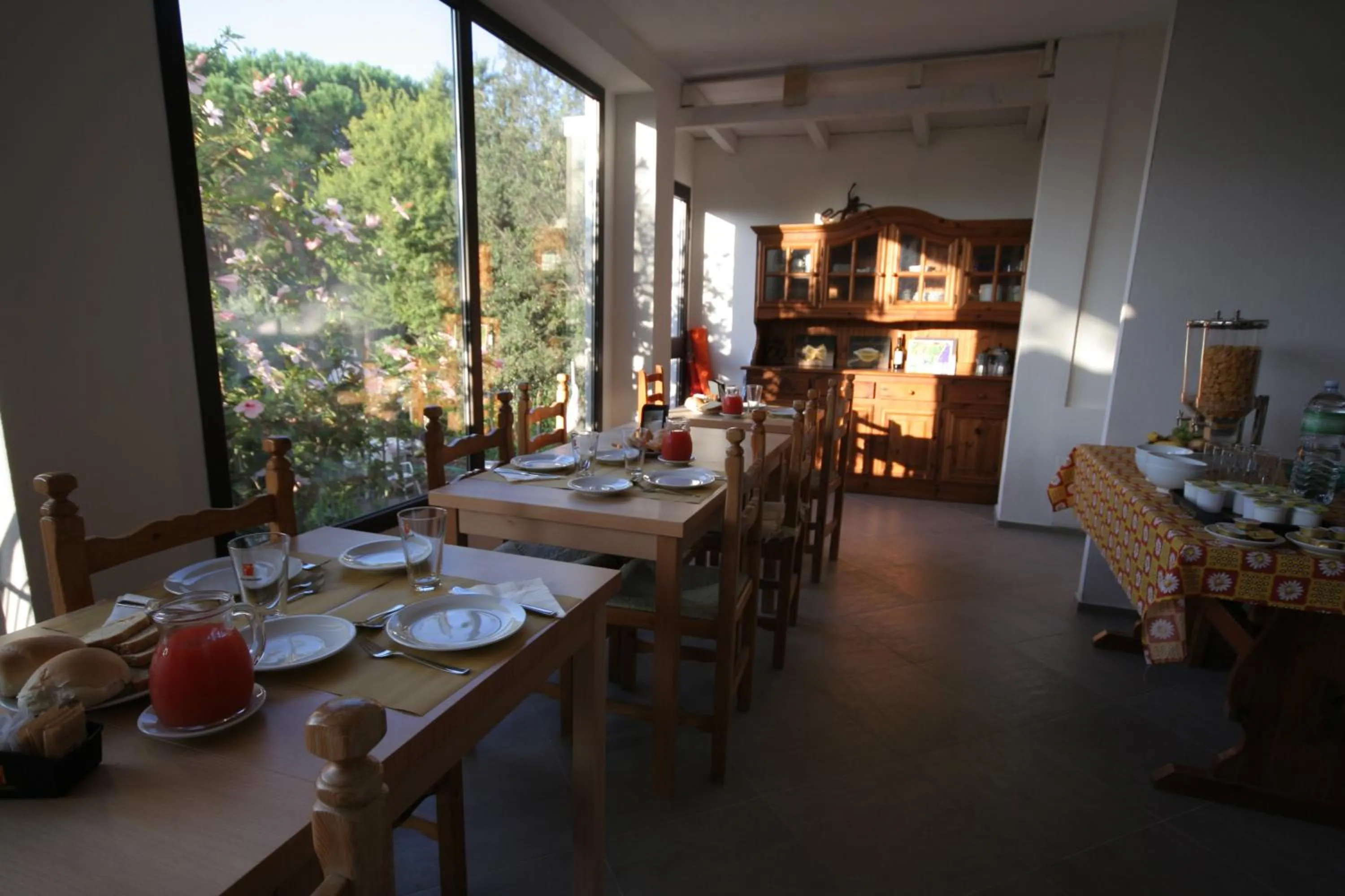 Restaurant/places to eat in Villa La Conchiglia Rooms