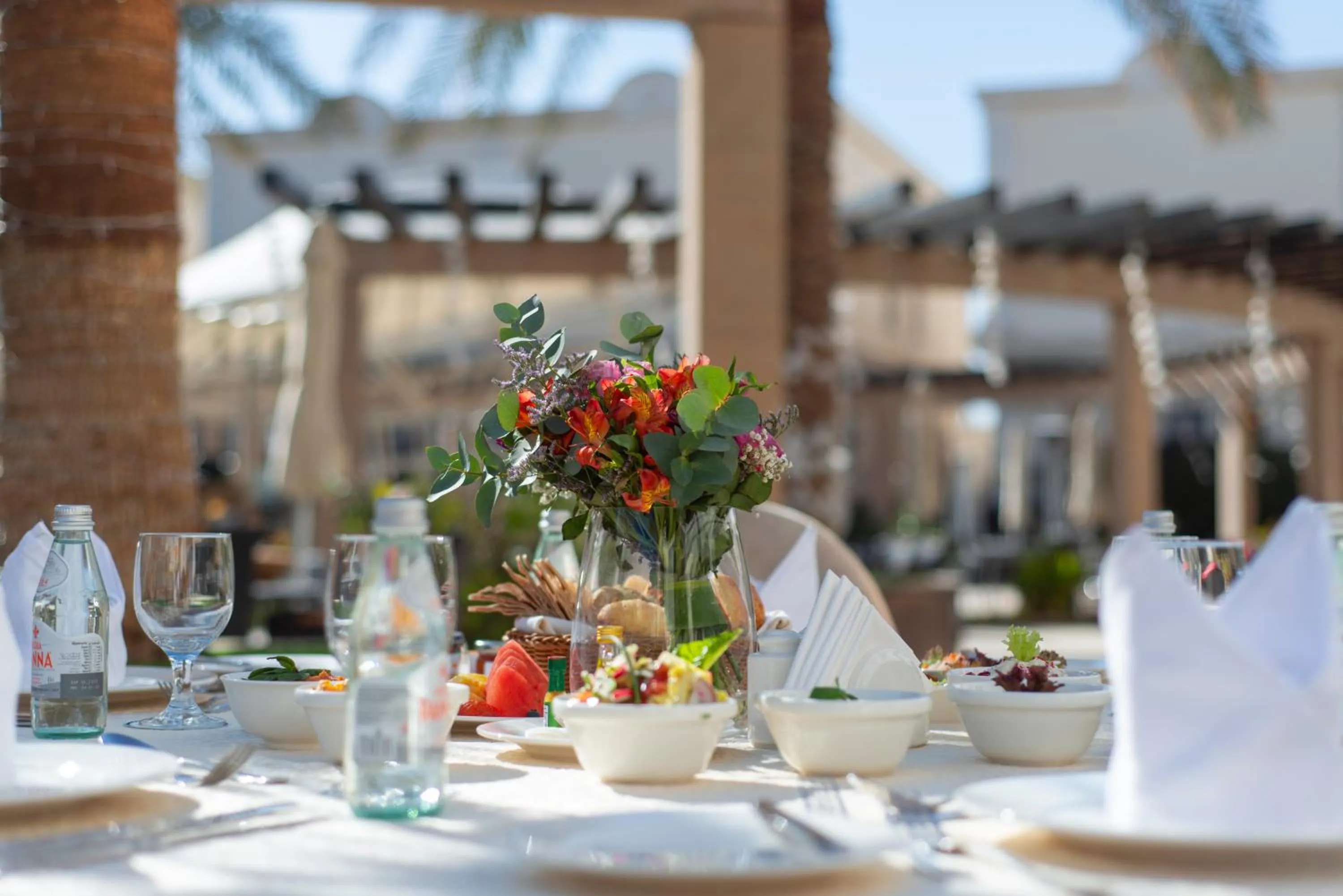 Restaurant/places to eat in Vittori Palace Hotel and Residences