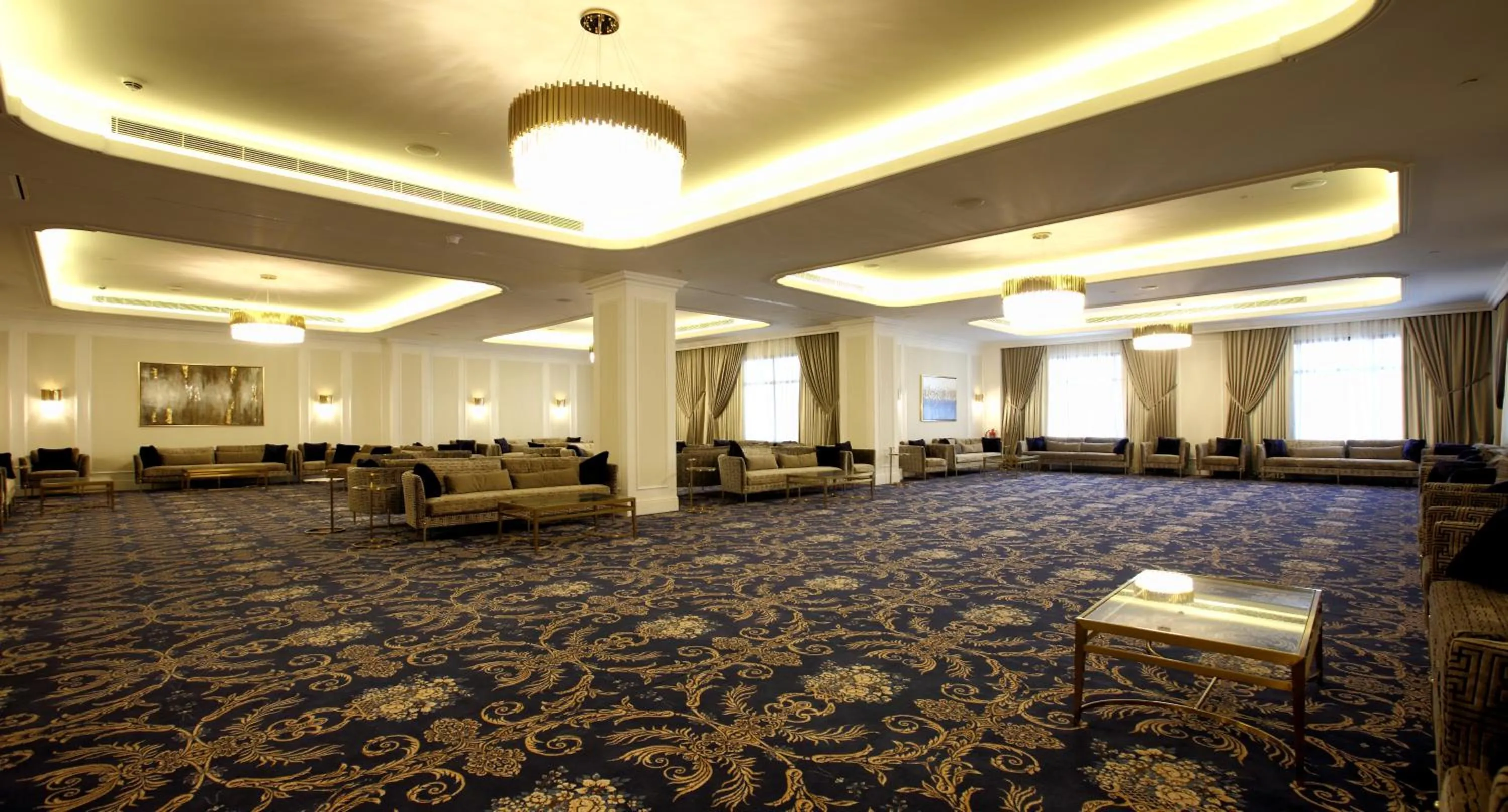 Banquet/Function facilities in Vittori Palace Hotel and Residences