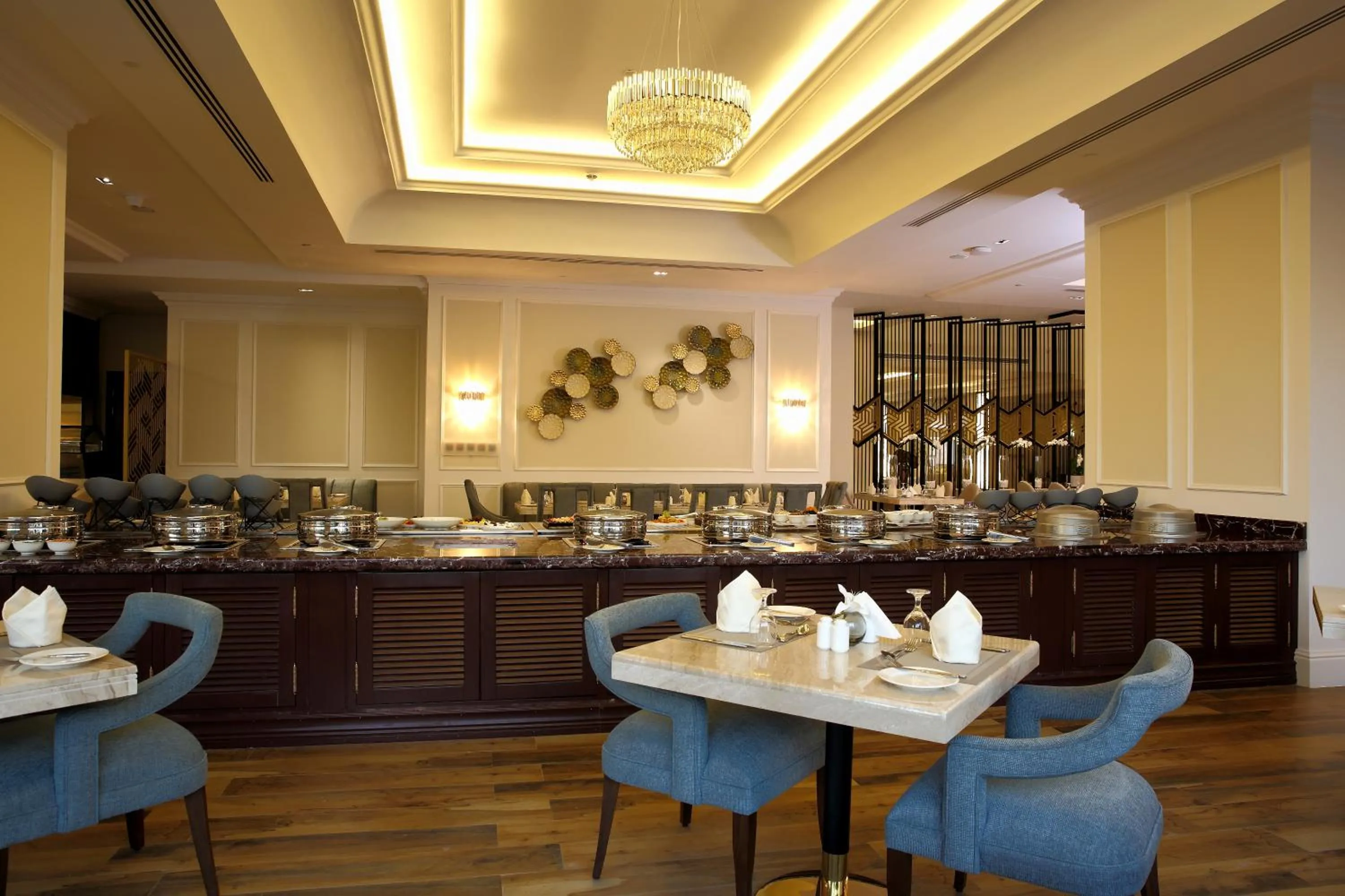Restaurant/places to eat in Vittori Palace Hotel and Residences