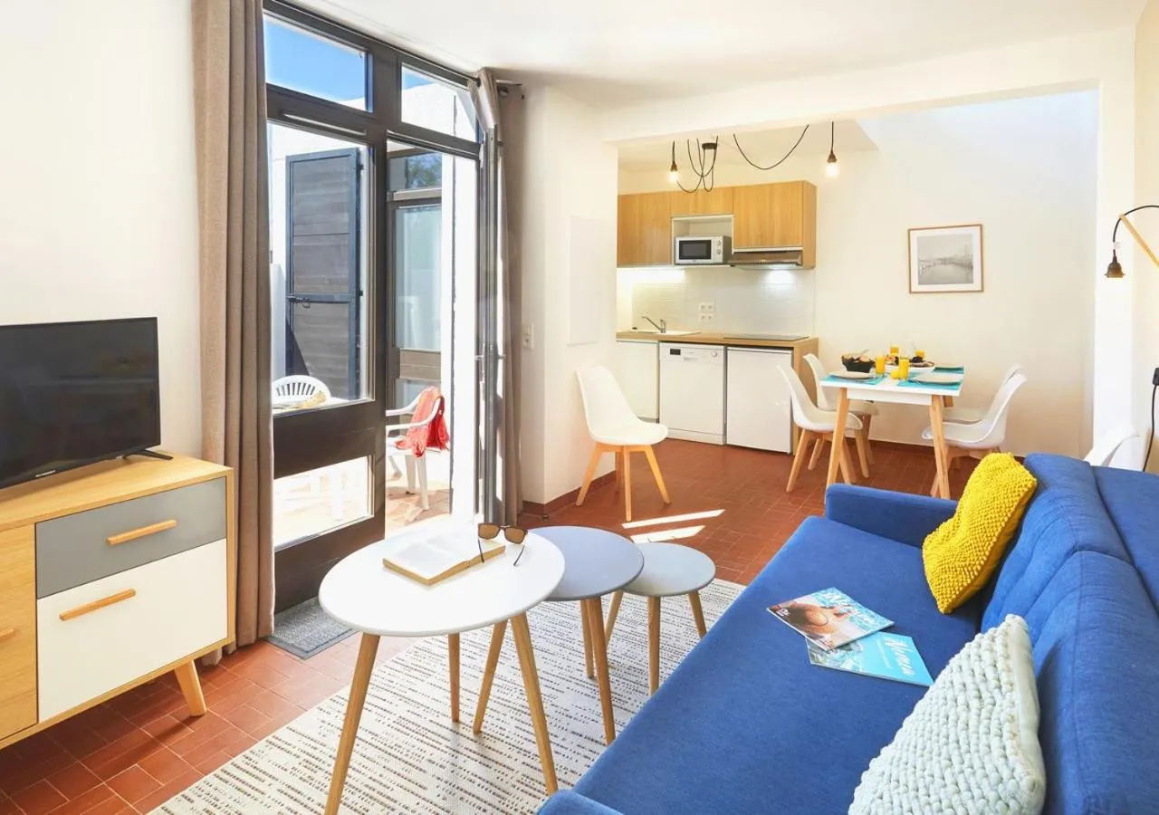 Kitchen or kitchenette in Résidence Néméa Les Carrats - Port Leucate