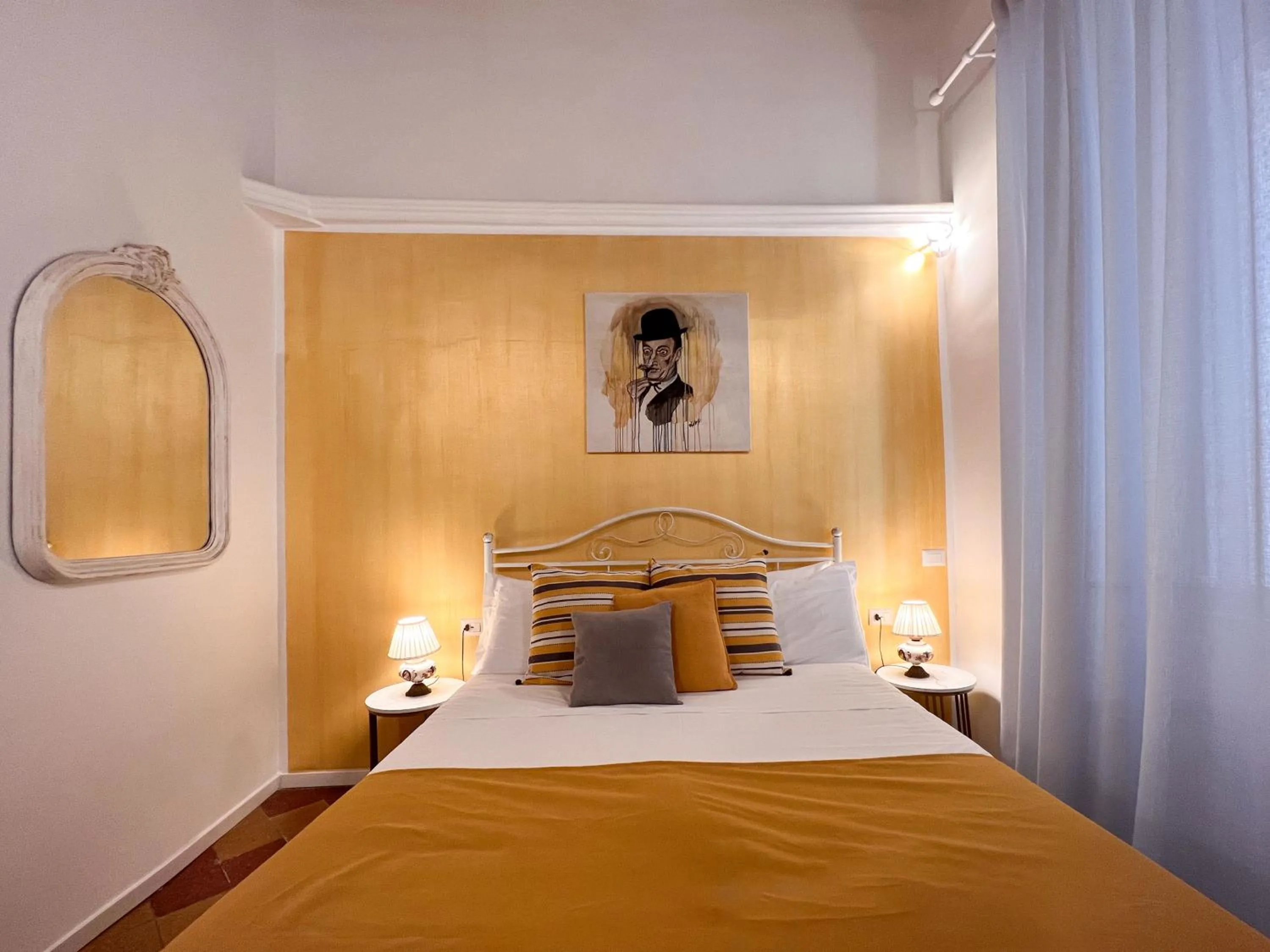 Bed in Suite Scarlatti