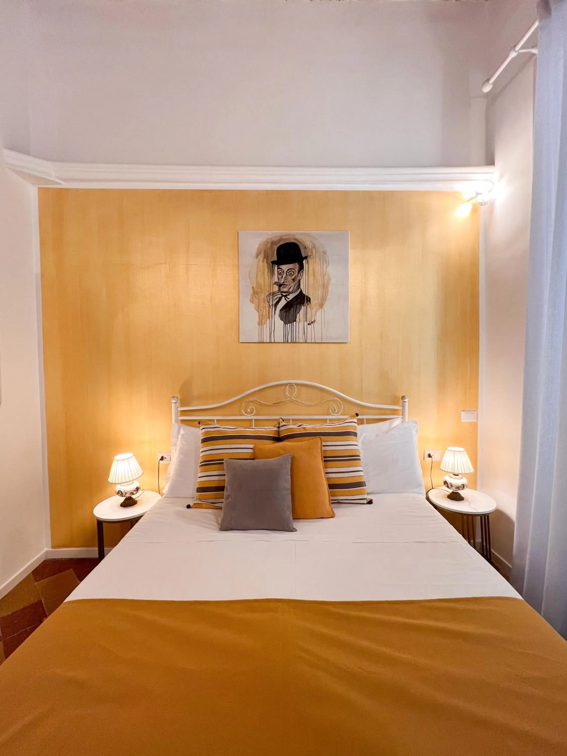 Bed in Suite Scarlatti