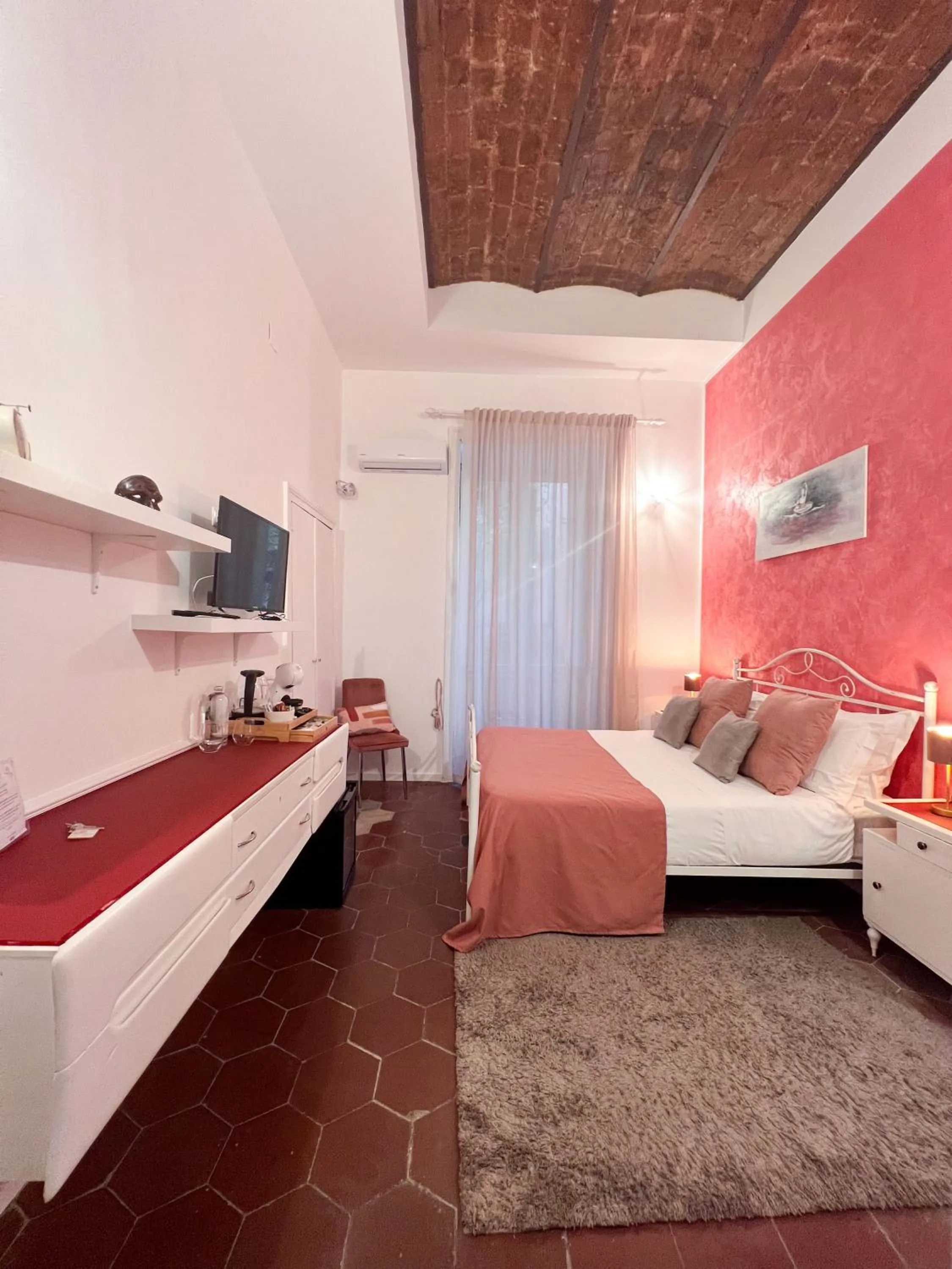 Bed in Suite Scarlatti