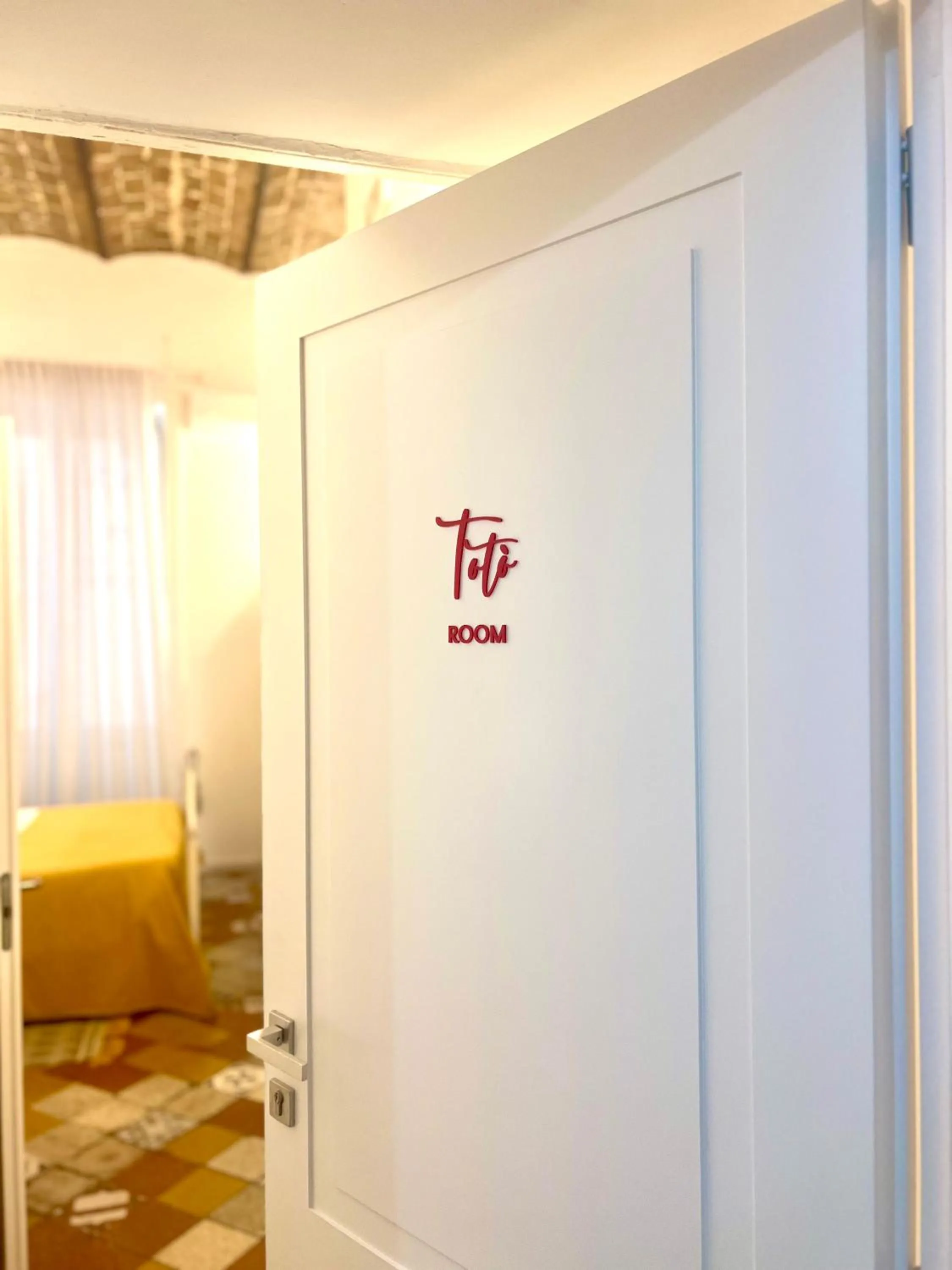 Bed in Suite Scarlatti