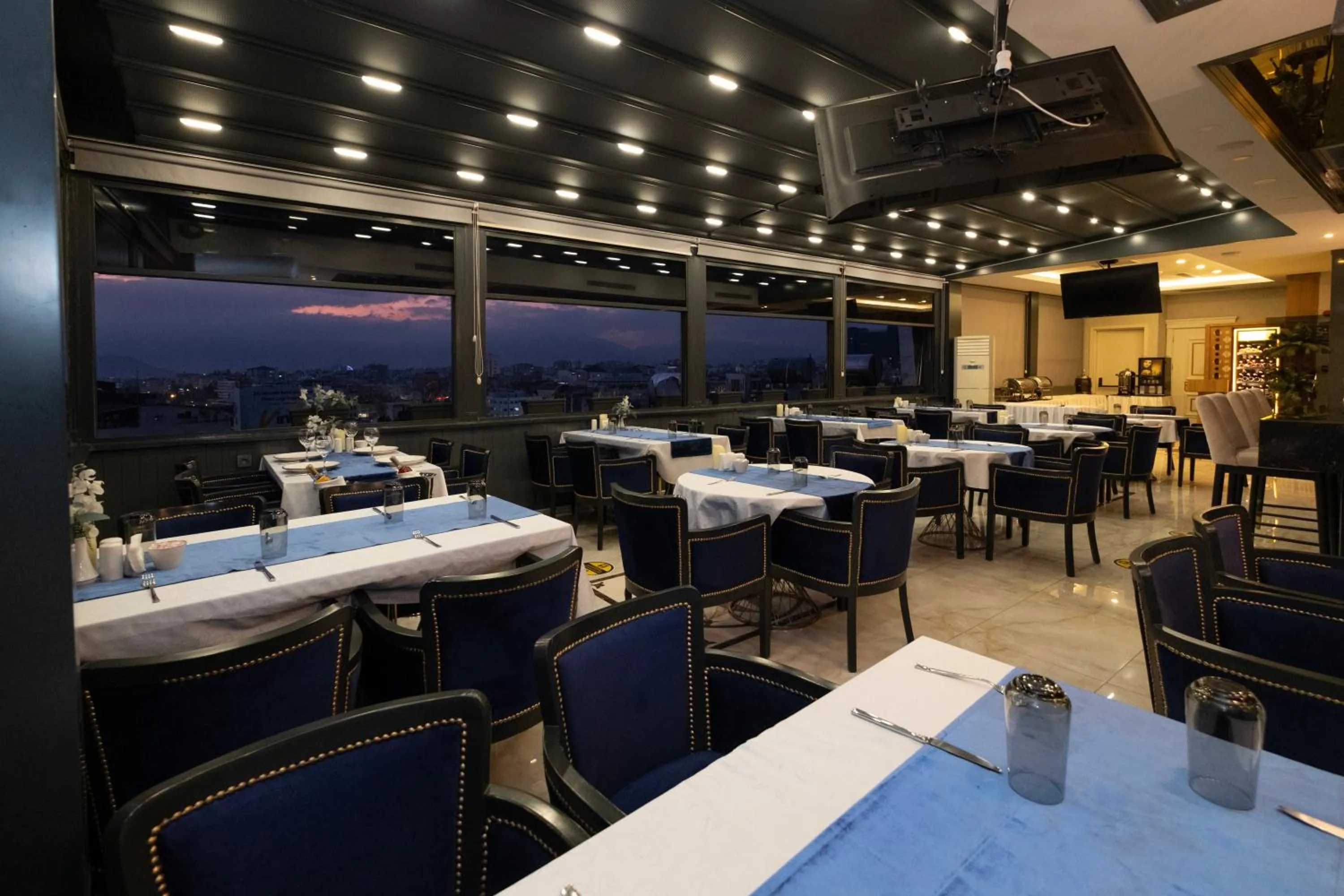 Leslion Luxury Hotel