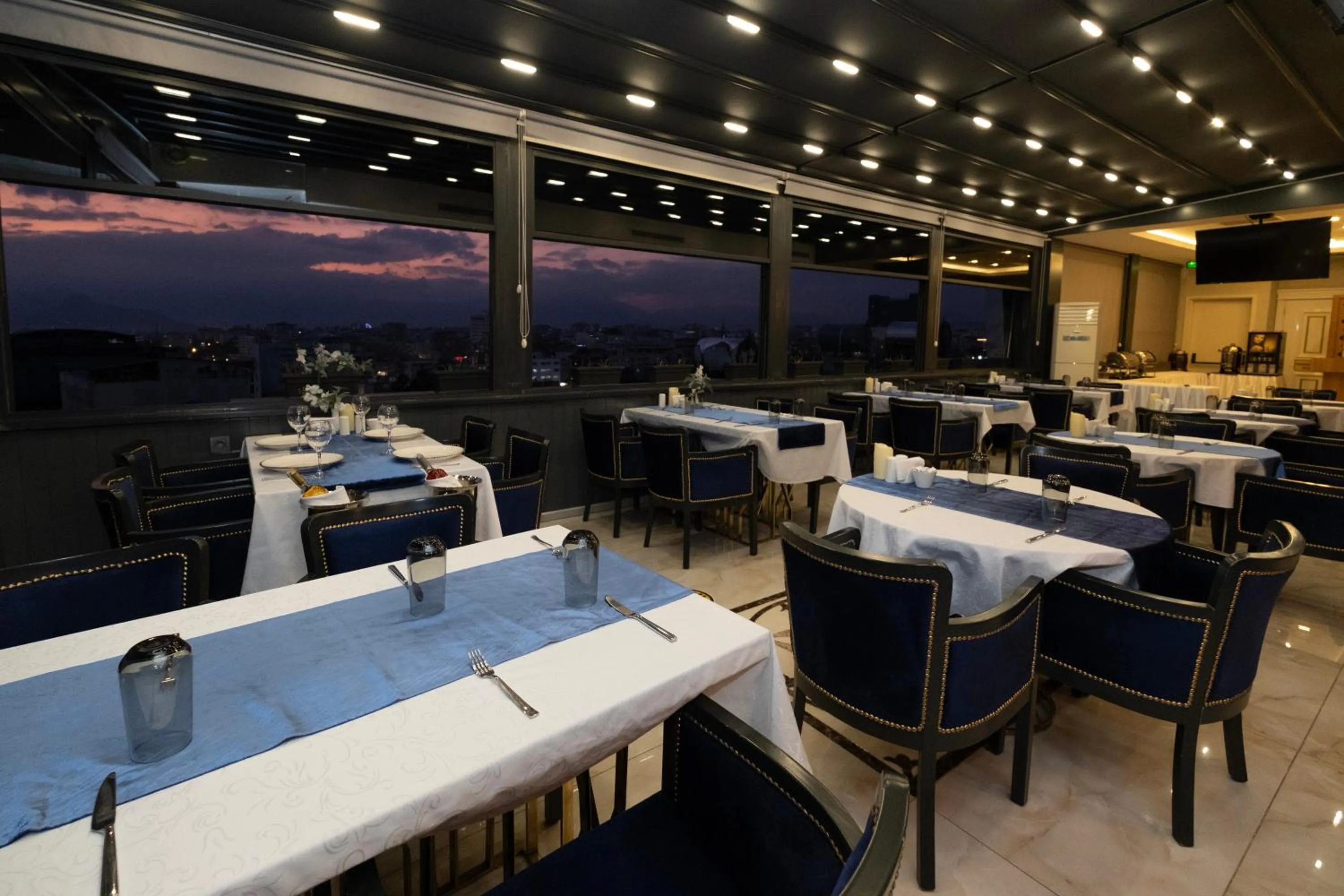 Leslion Luxury Hotel