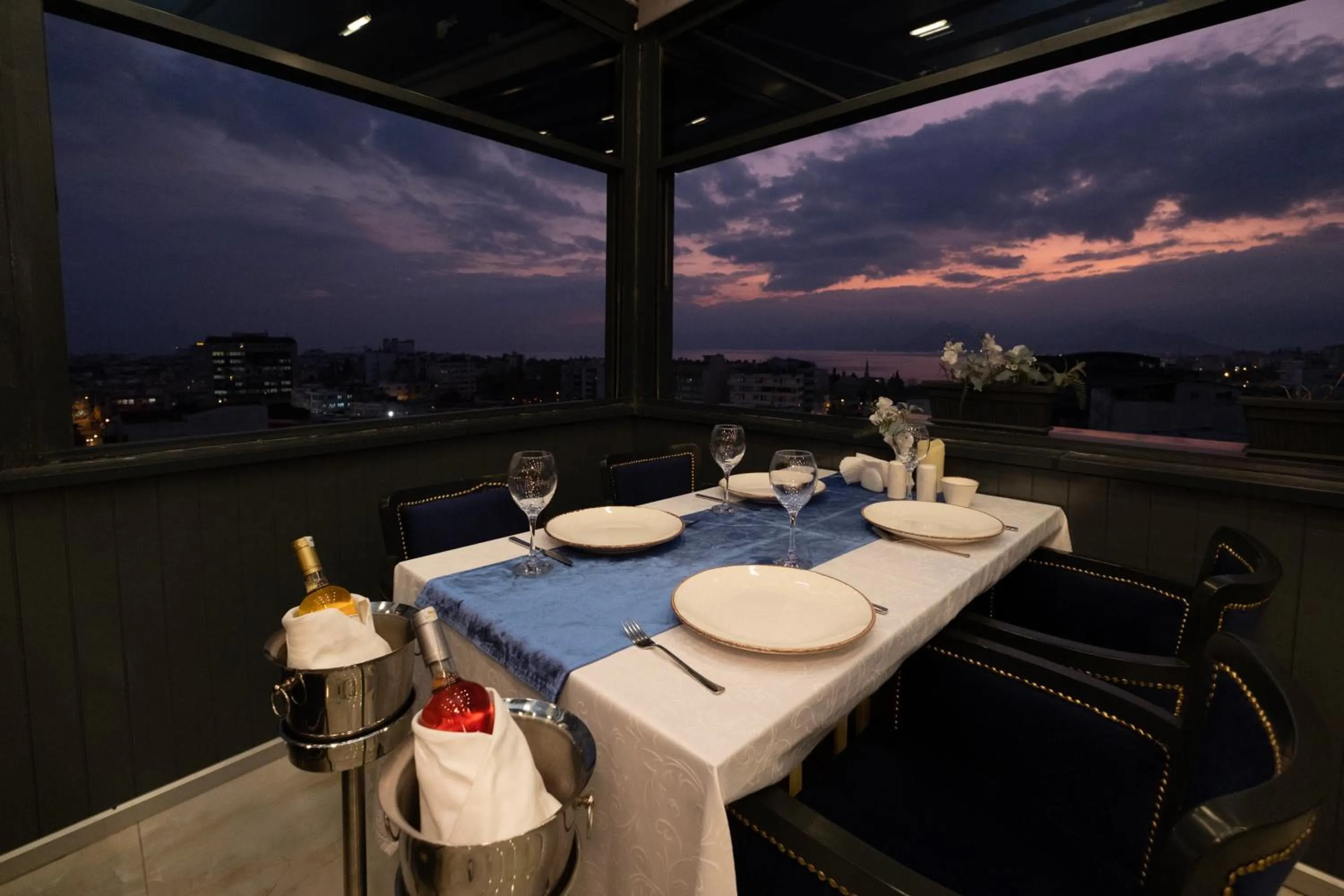 Leslion Luxury Hotel