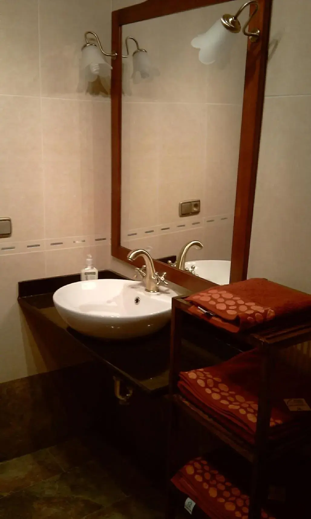 Three-Bedroom House in Vivienda Turistica El Caneco Three-Bedroom House in Vivienda Turistica El Caneco
