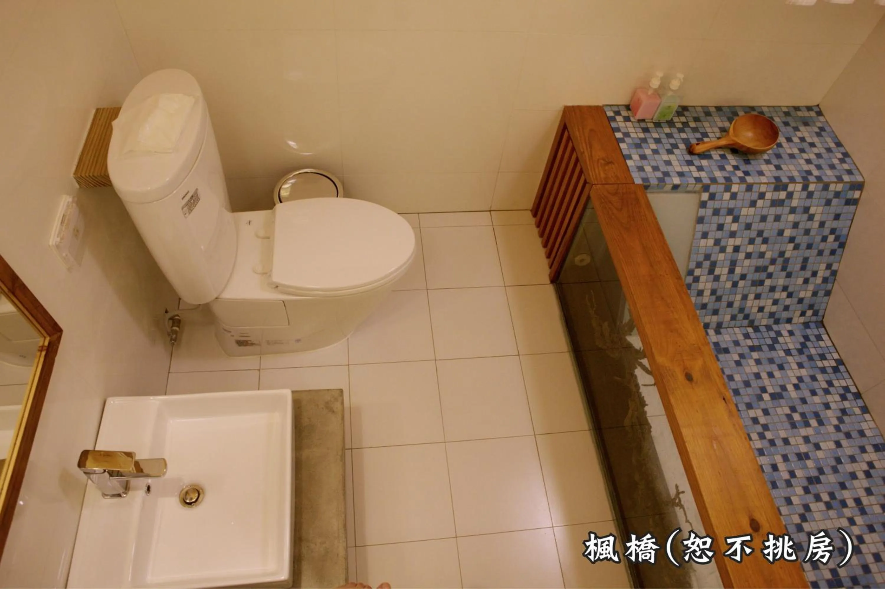 Bath in Tingtau Villa