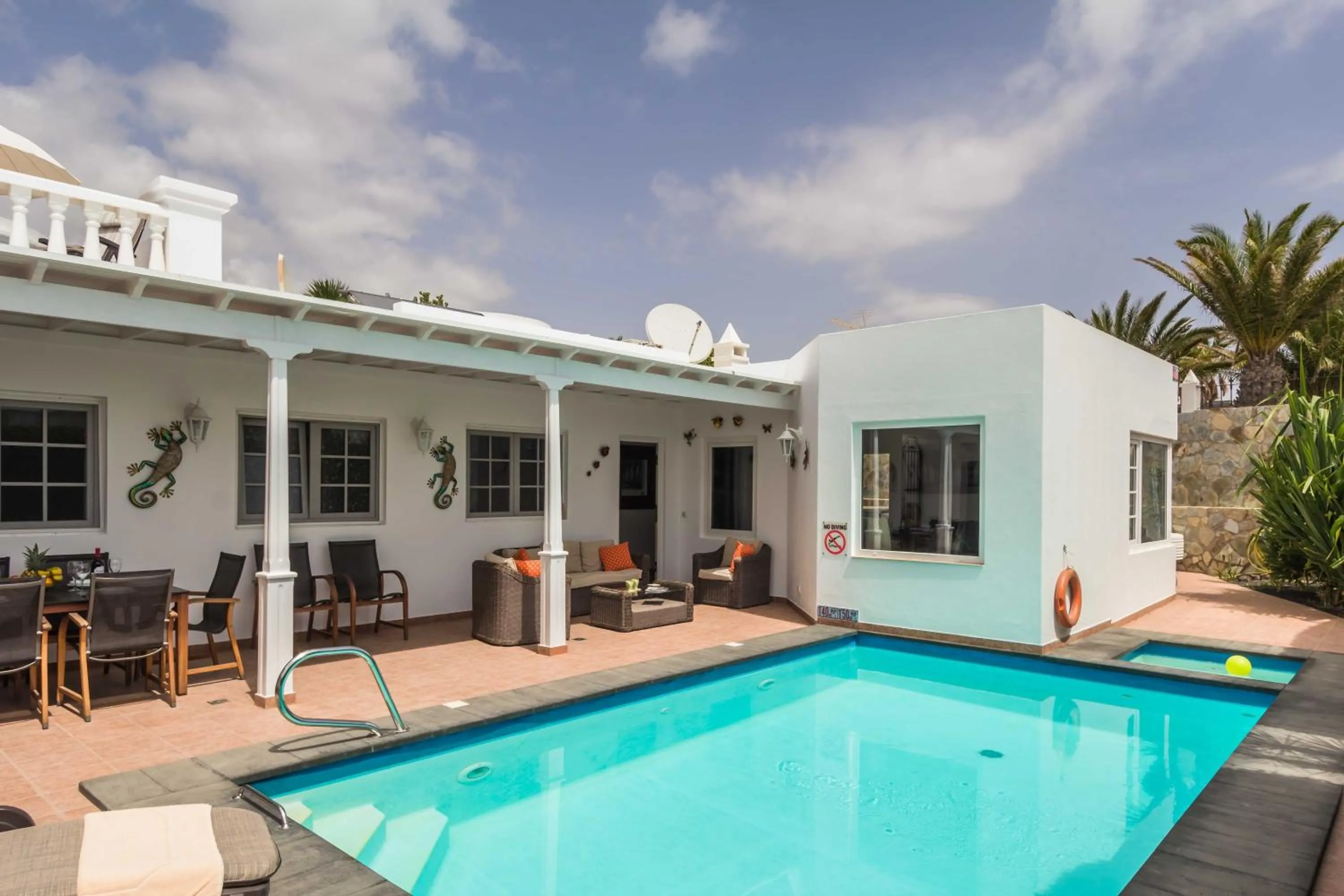 Property building in Charming Puerto Del Carmen Villa 4 Bedrooms Villa Tarez Private Pool