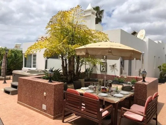 Property building in Charming Puerto Del Carmen Villa 4 Bedrooms Villa Tarez Private Pool