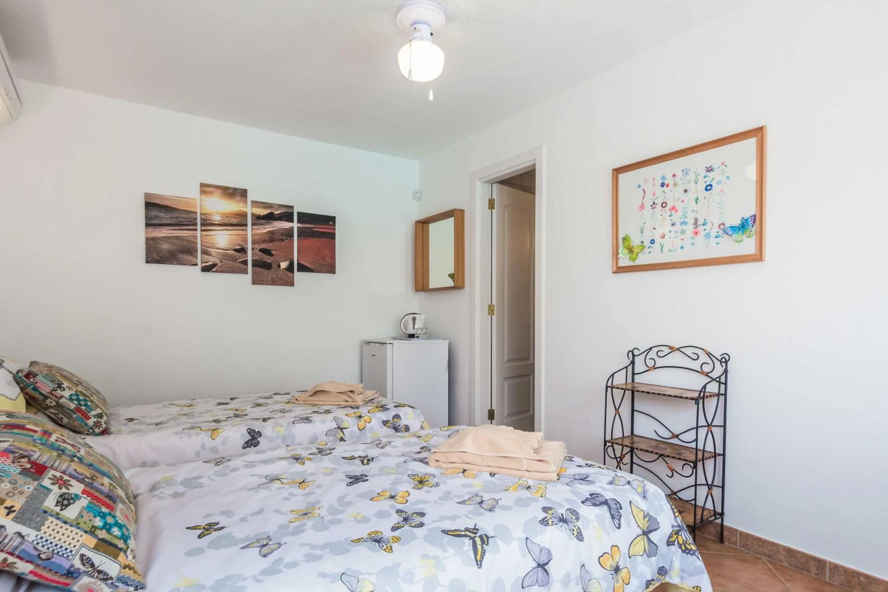 Property building, Bed in Charming Puerto Del Carmen Villa 4 Bedrooms Villa Tarez Private Pool