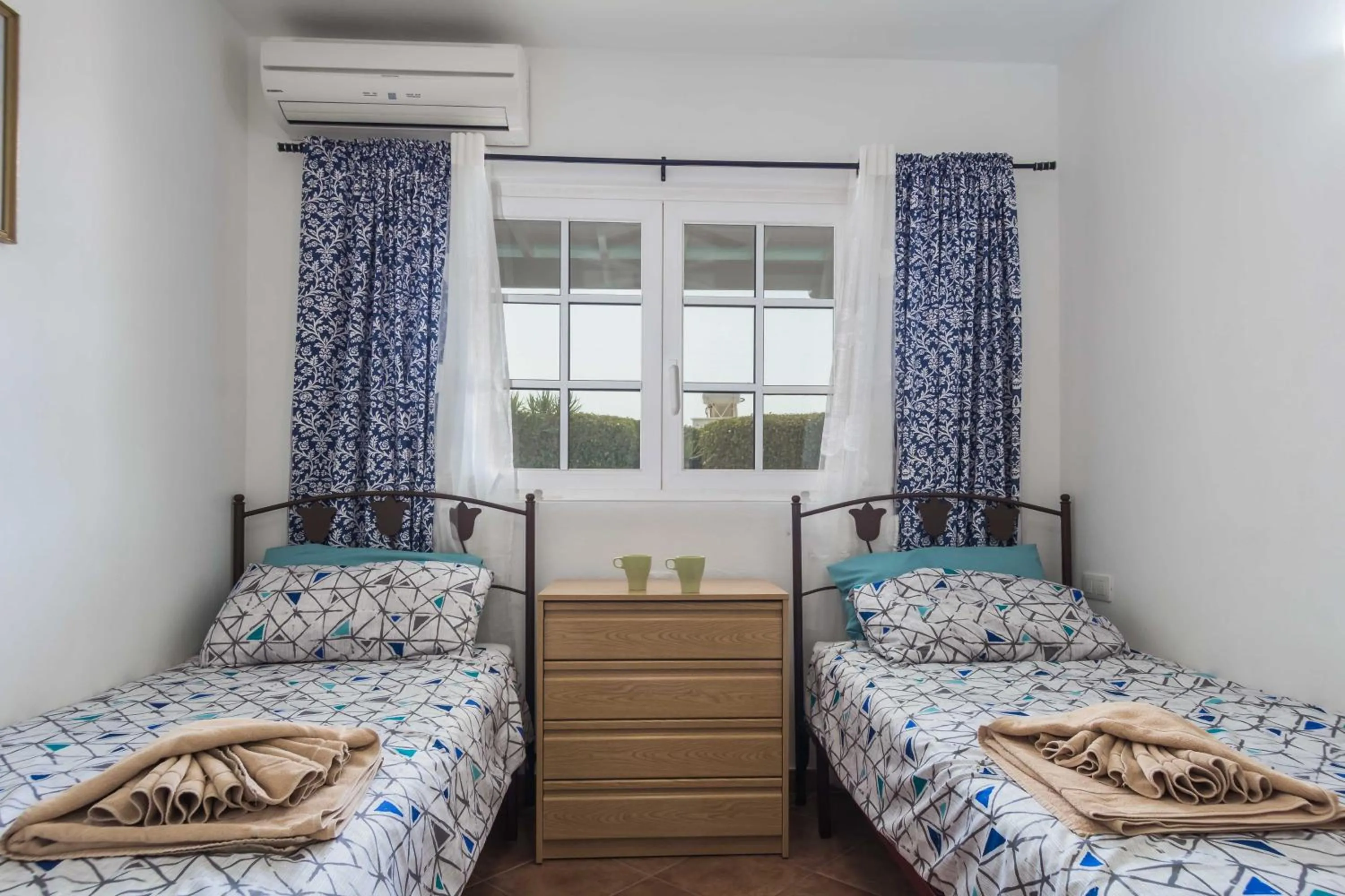 Property building, Bed in Charming Puerto Del Carmen Villa 4 Bedrooms Villa Tarez Private Pool