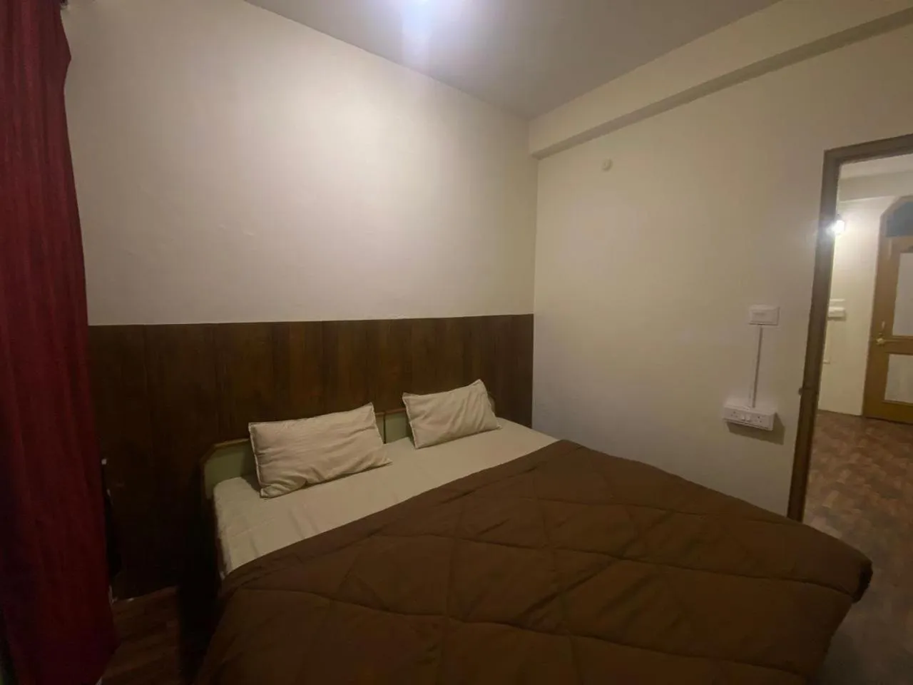 Bed in Nomadic Den Manali