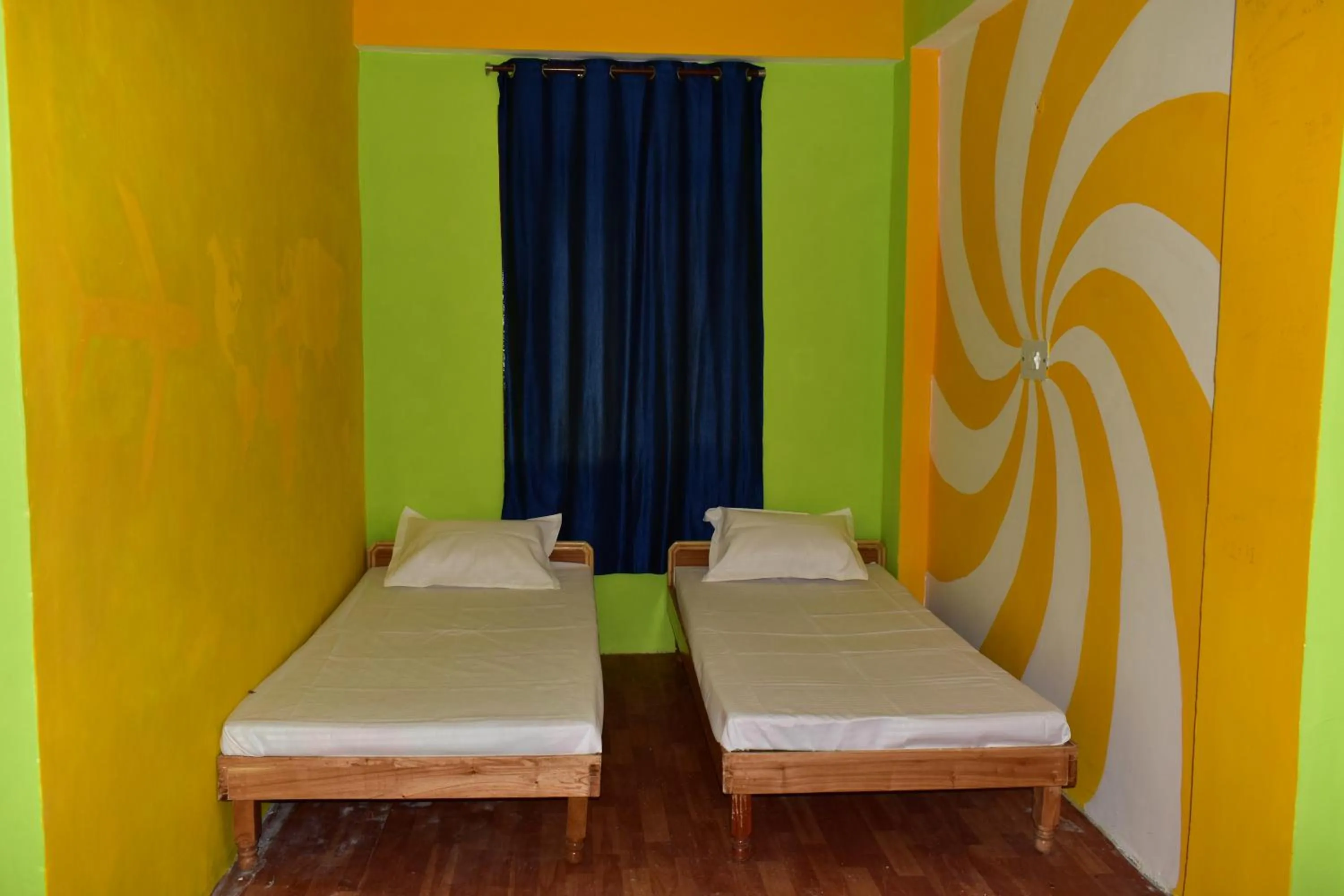 Bed in Nomadic Den Manali