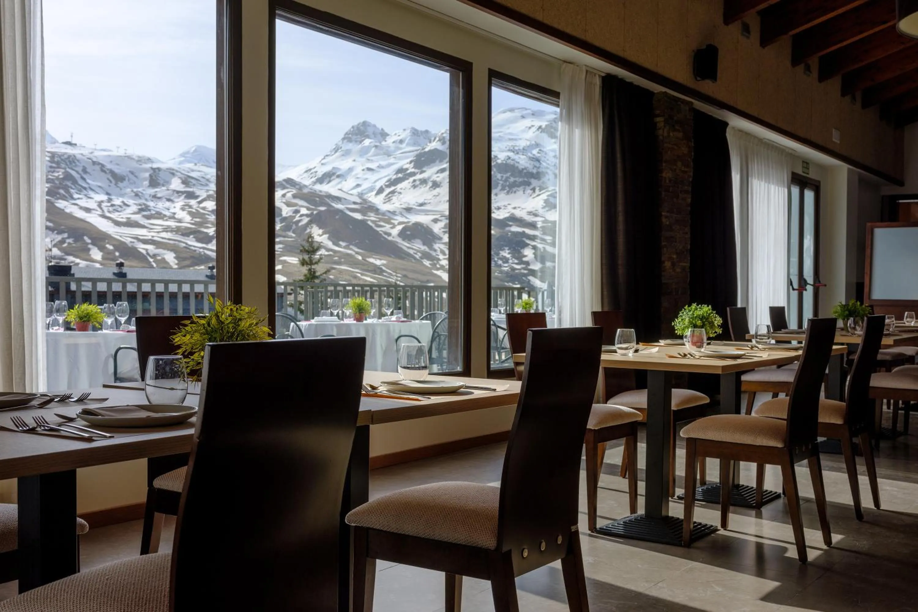 Restaurant/places to eat in SNÖ Aragon Hills