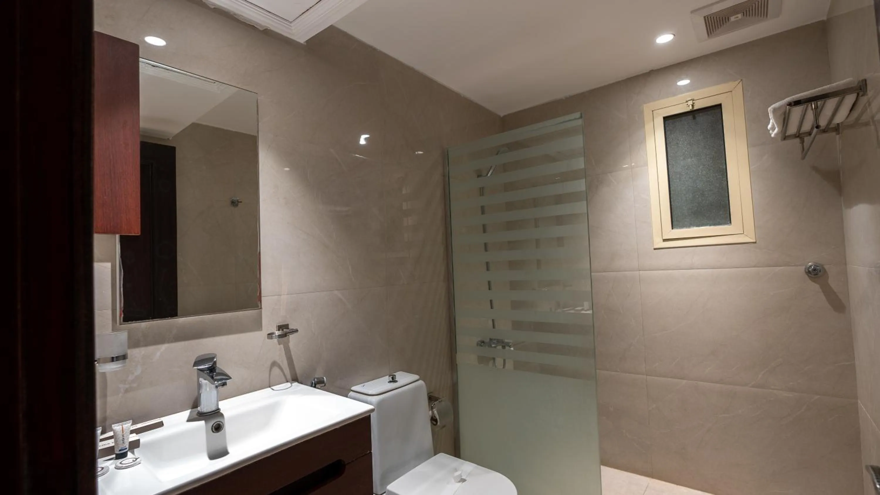 شقق مسكن المدينة للشقق المخدومة