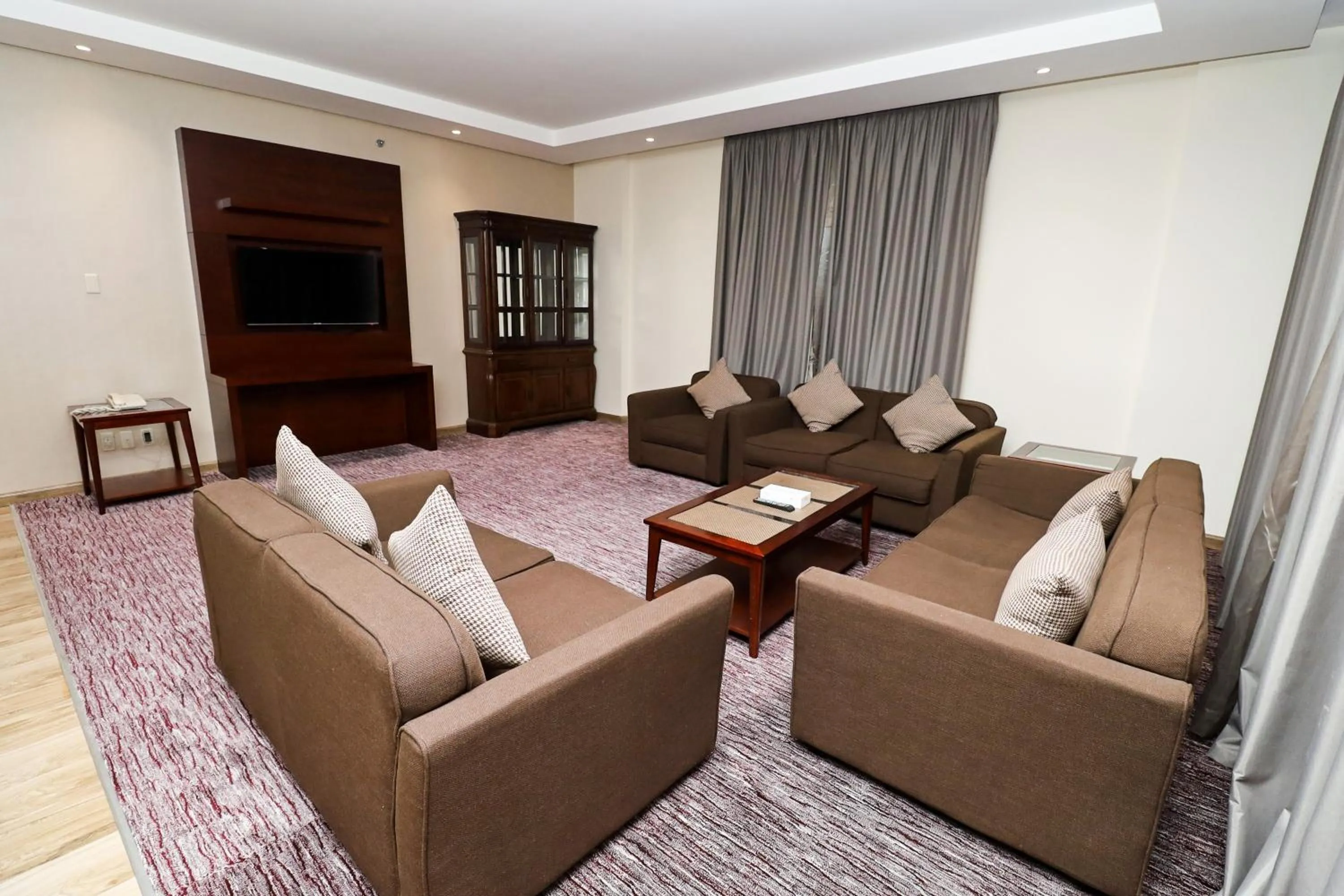 شقق مسكن المدينة للشقق المخدومة