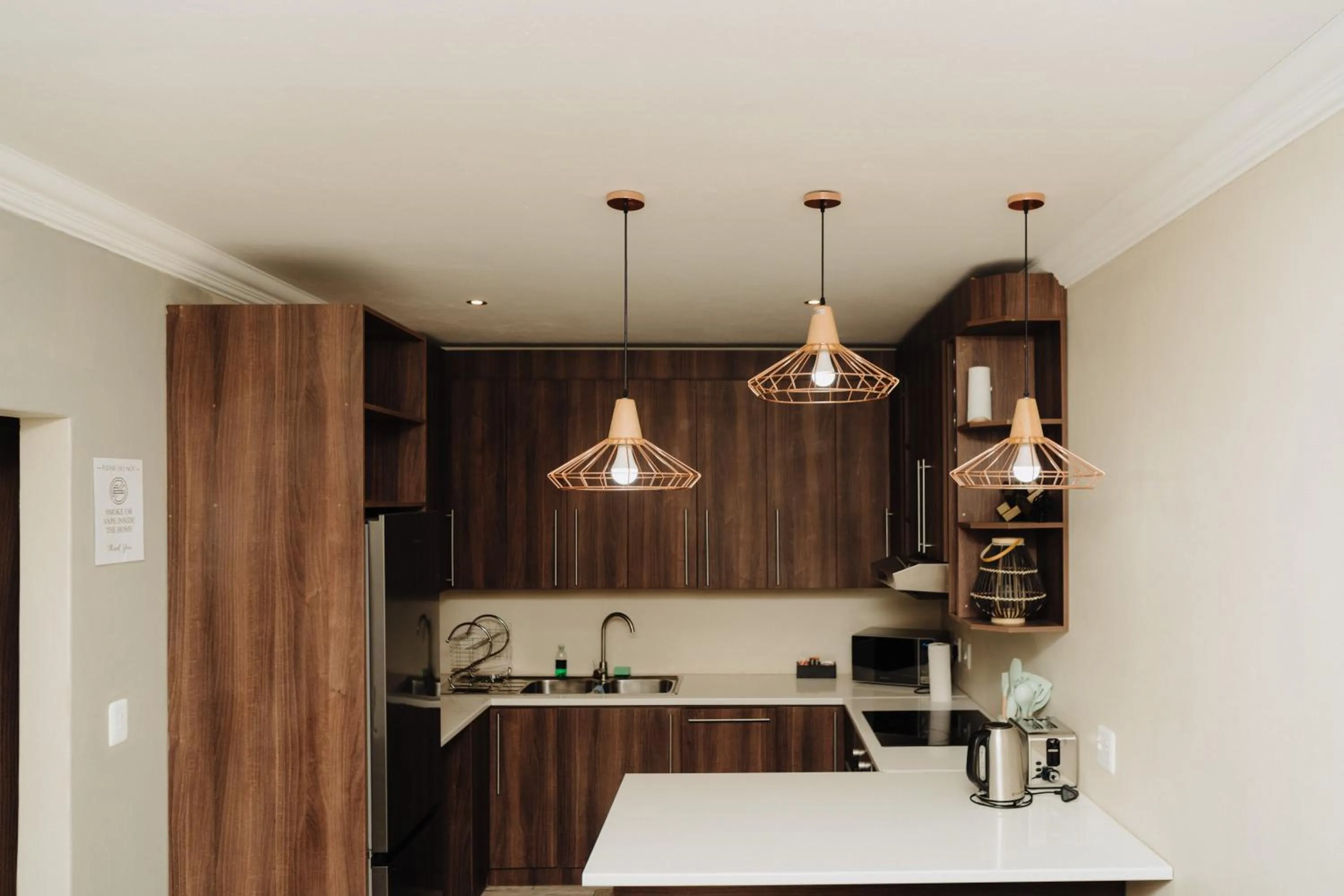 Kitchen or kitchenette in Forest Hill Wilderness