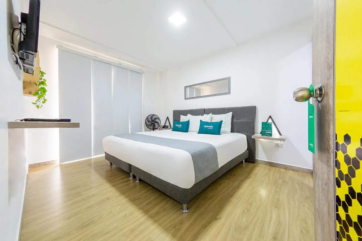 Bed in Ayenda Bee Hotel