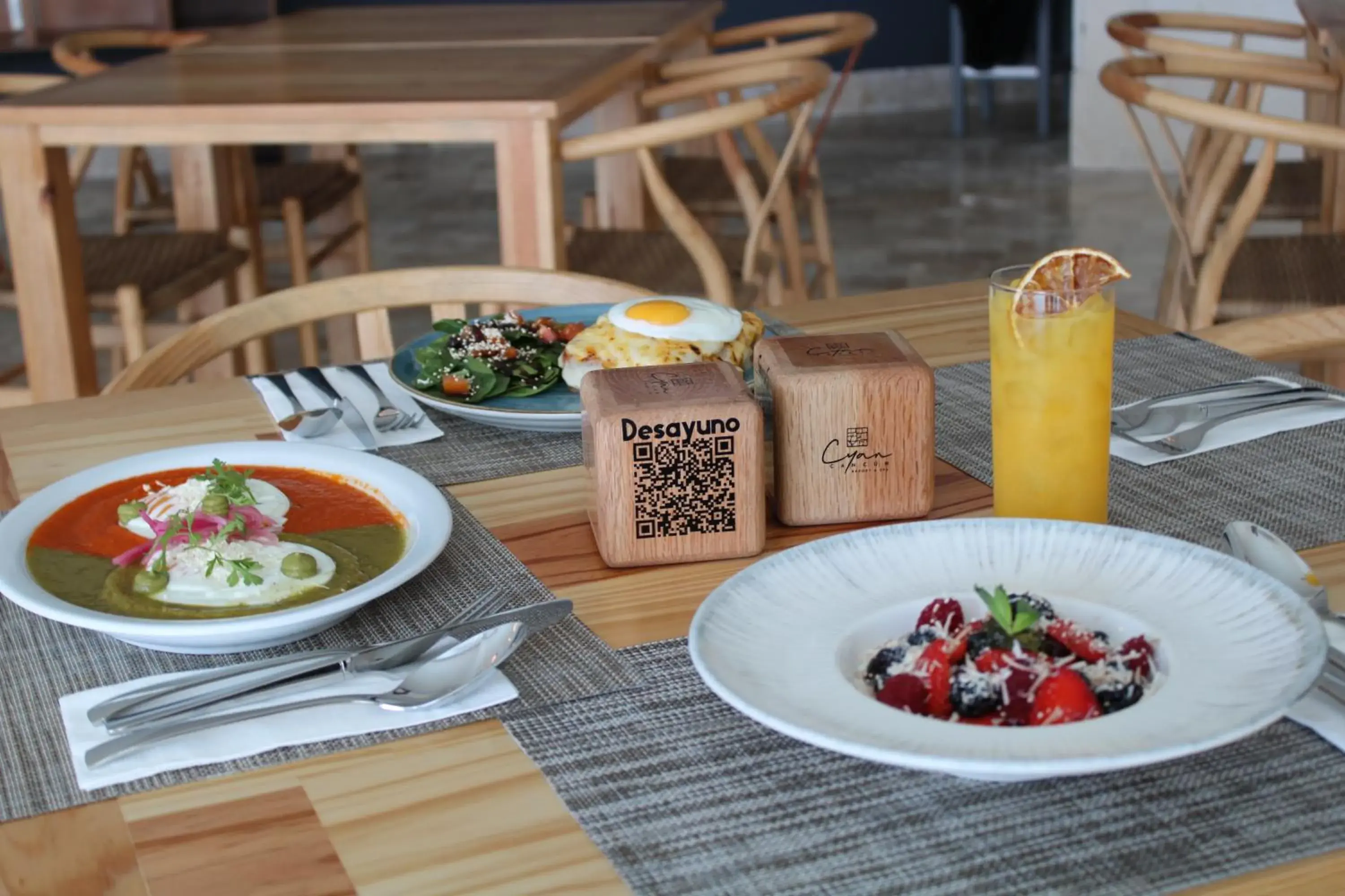 Restaurant/places to eat in Cyan Cancun Resort & Spa Restaurant/places to eat in Cyan Cancun Resort & Spa