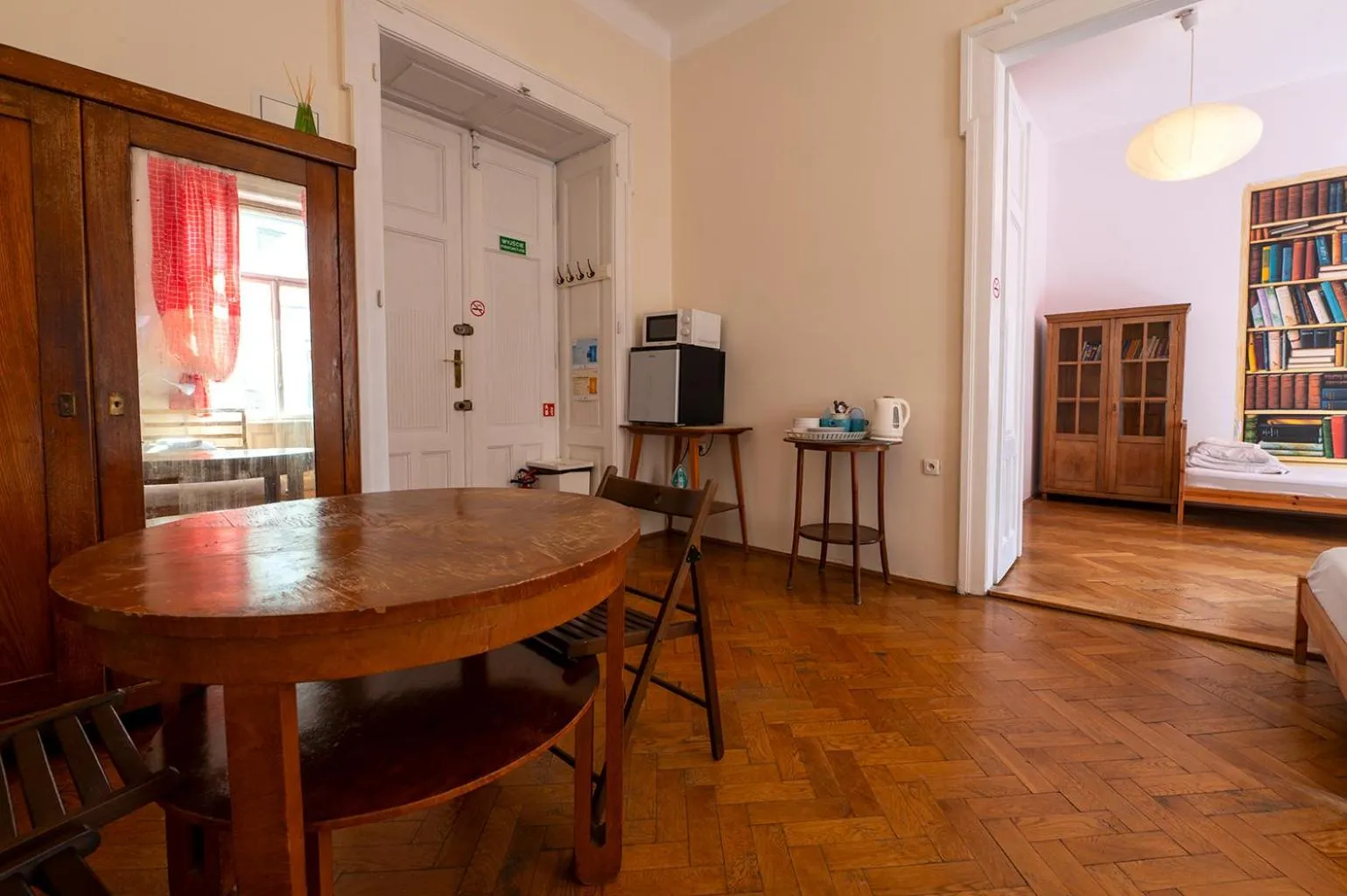 Photo of the whole room in Trzy Kafki Private Rooms