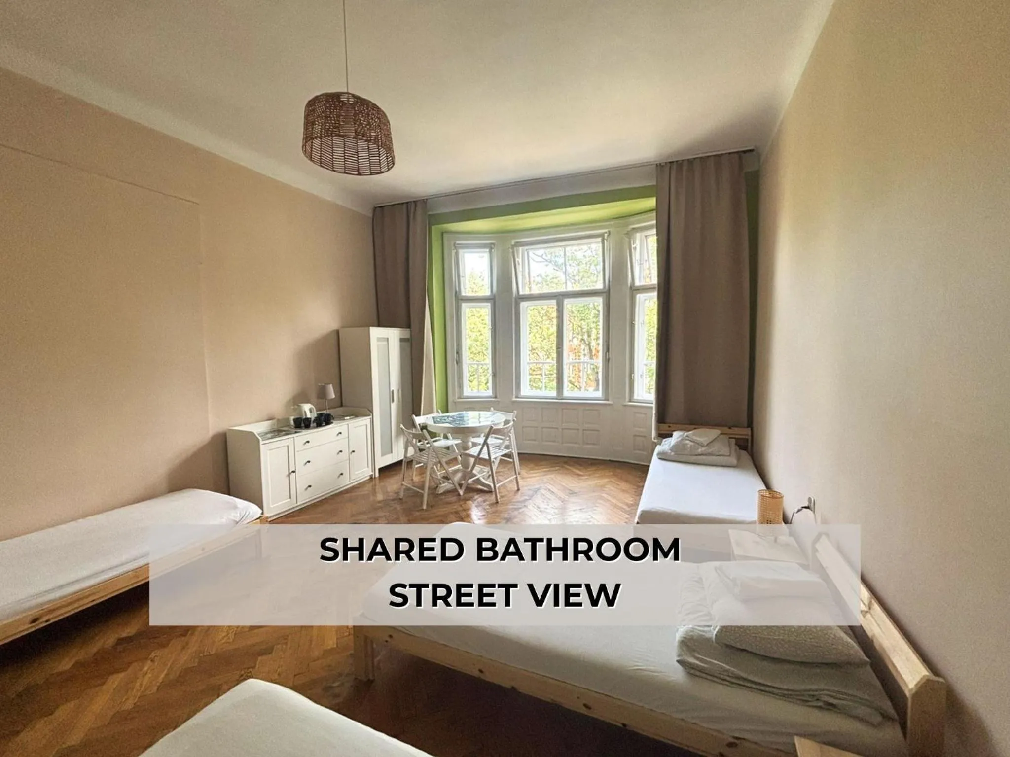 Bed in Trzy Kafki Private Rooms