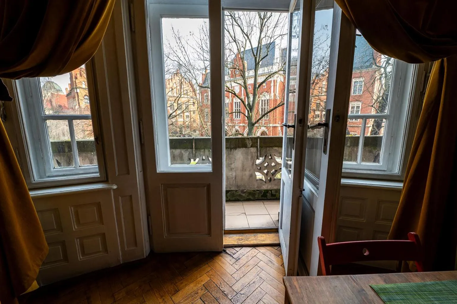 Balcony/Terrace in Trzy Kafki Private Rooms