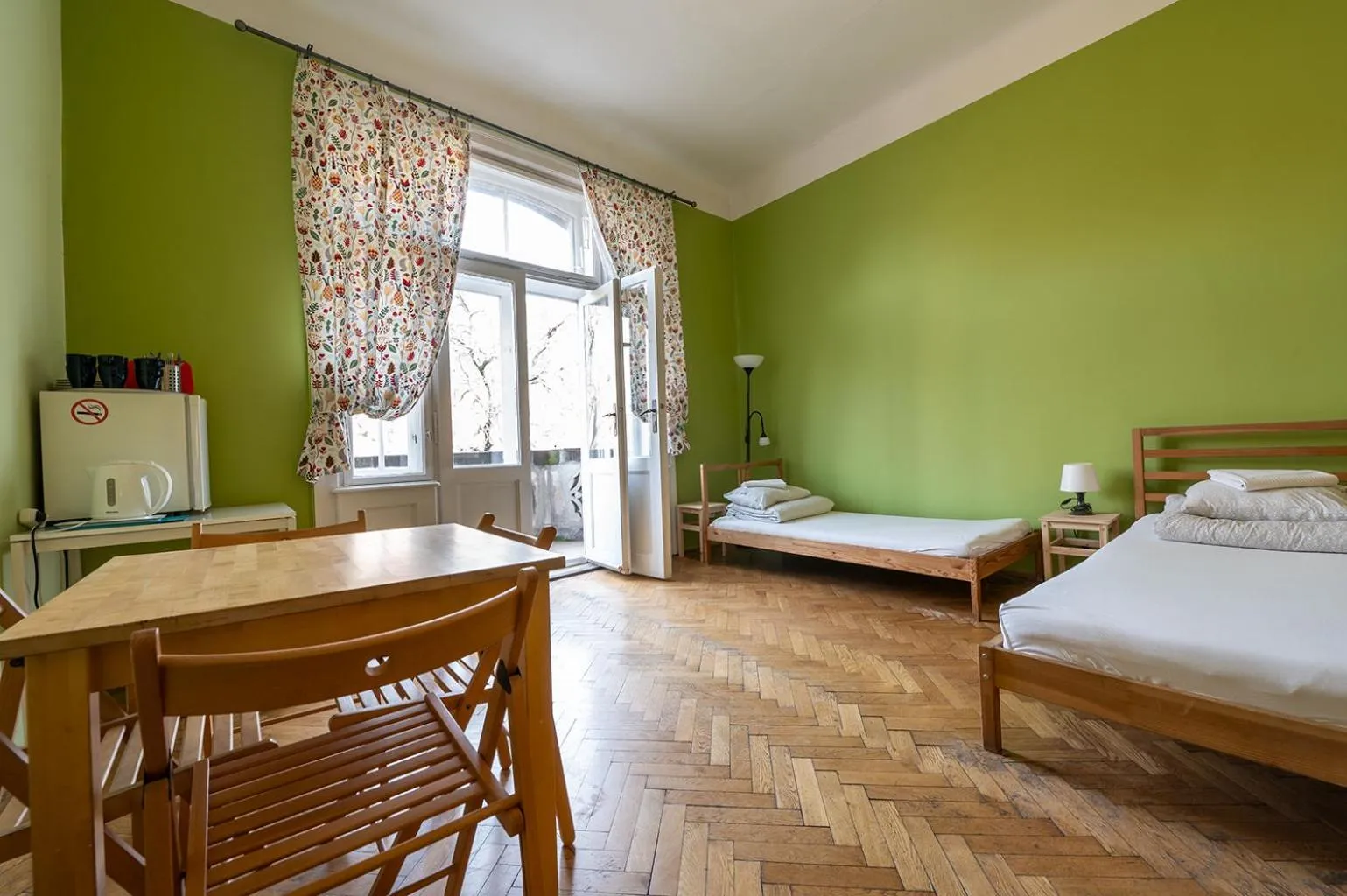 Photo of the whole room, Bed in Trzy Kafki Private Rooms