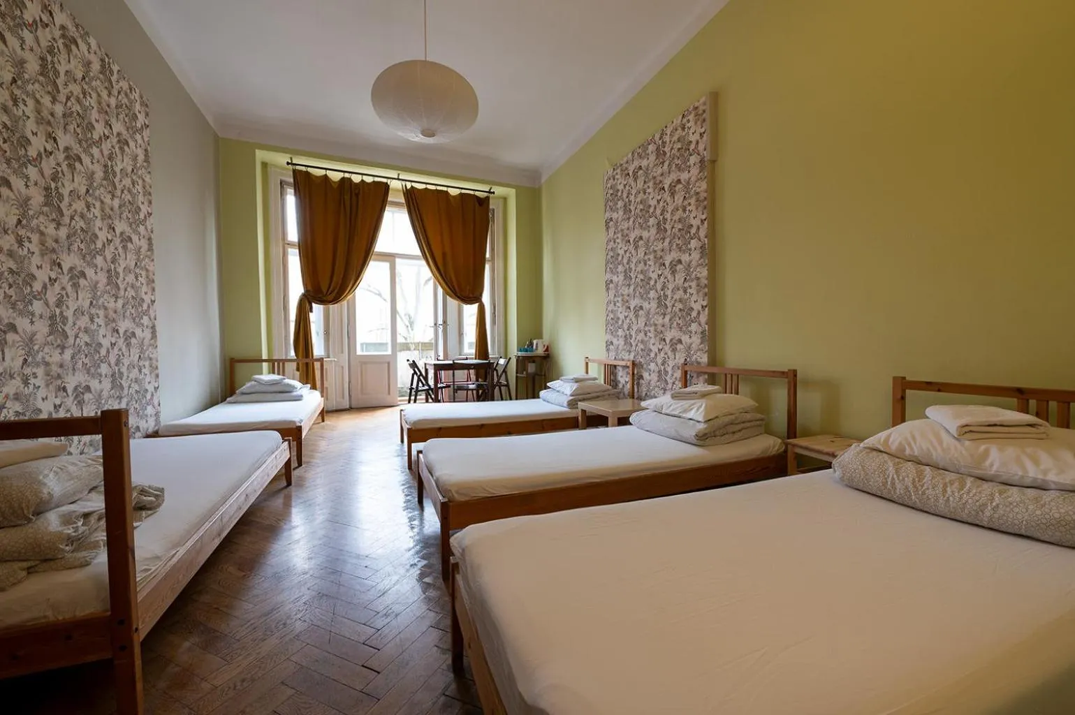 Photo of the whole room, Bed in Trzy Kafki Private Rooms