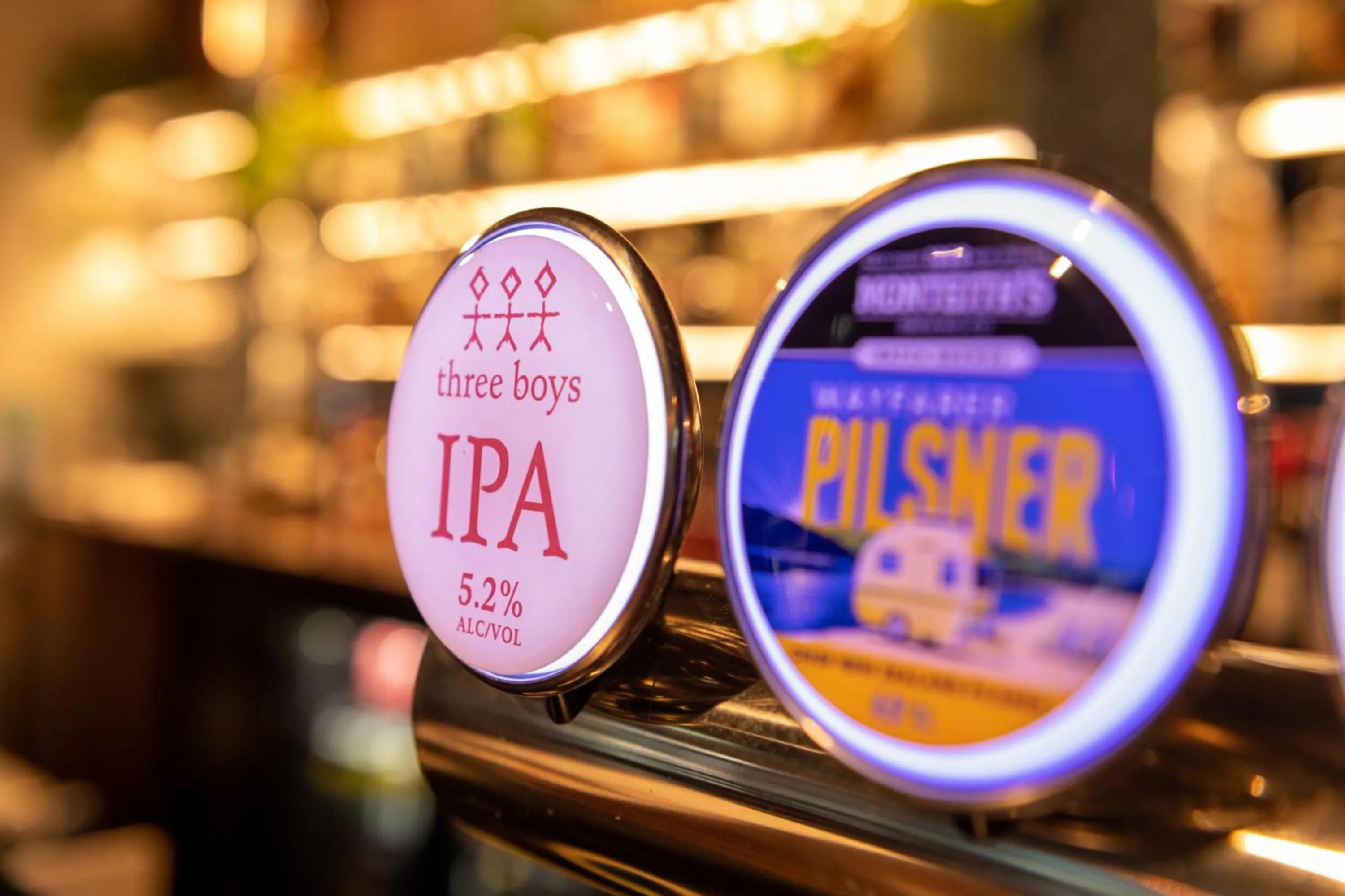 Lounge or bar in Carnmore Hotel Christchurch