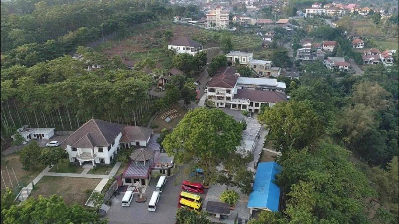 Blessing Hills Family Resort & Hotel