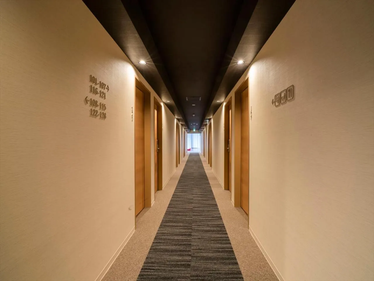 Photo of the whole room in TORIFITO HOTEL&POD NISEKO