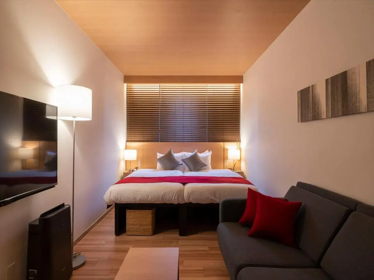 Photo of the whole room, Bed in TORIFITO HOTEL&POD NISEKO Photo of the whole room, Bed in TORIFITO HOTEL&POD NISEKO