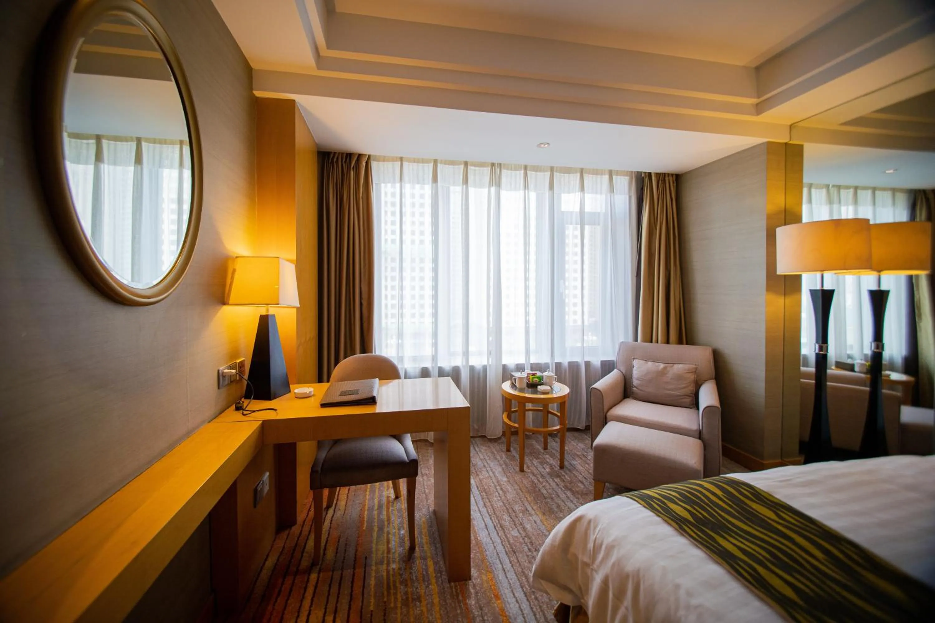 Yungang Jianguo Hotel