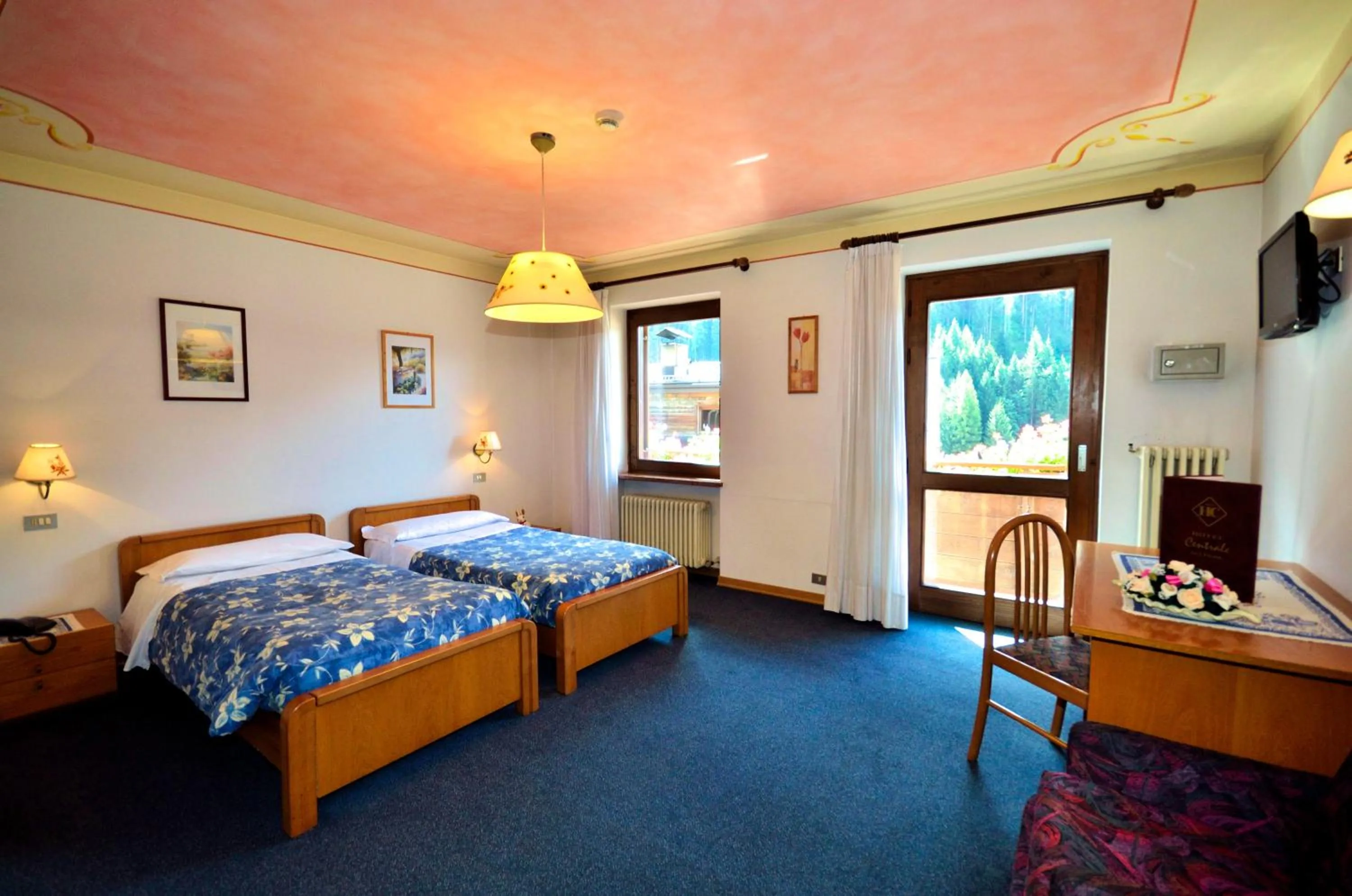 Bedroom, Bed in Hotel Centrale