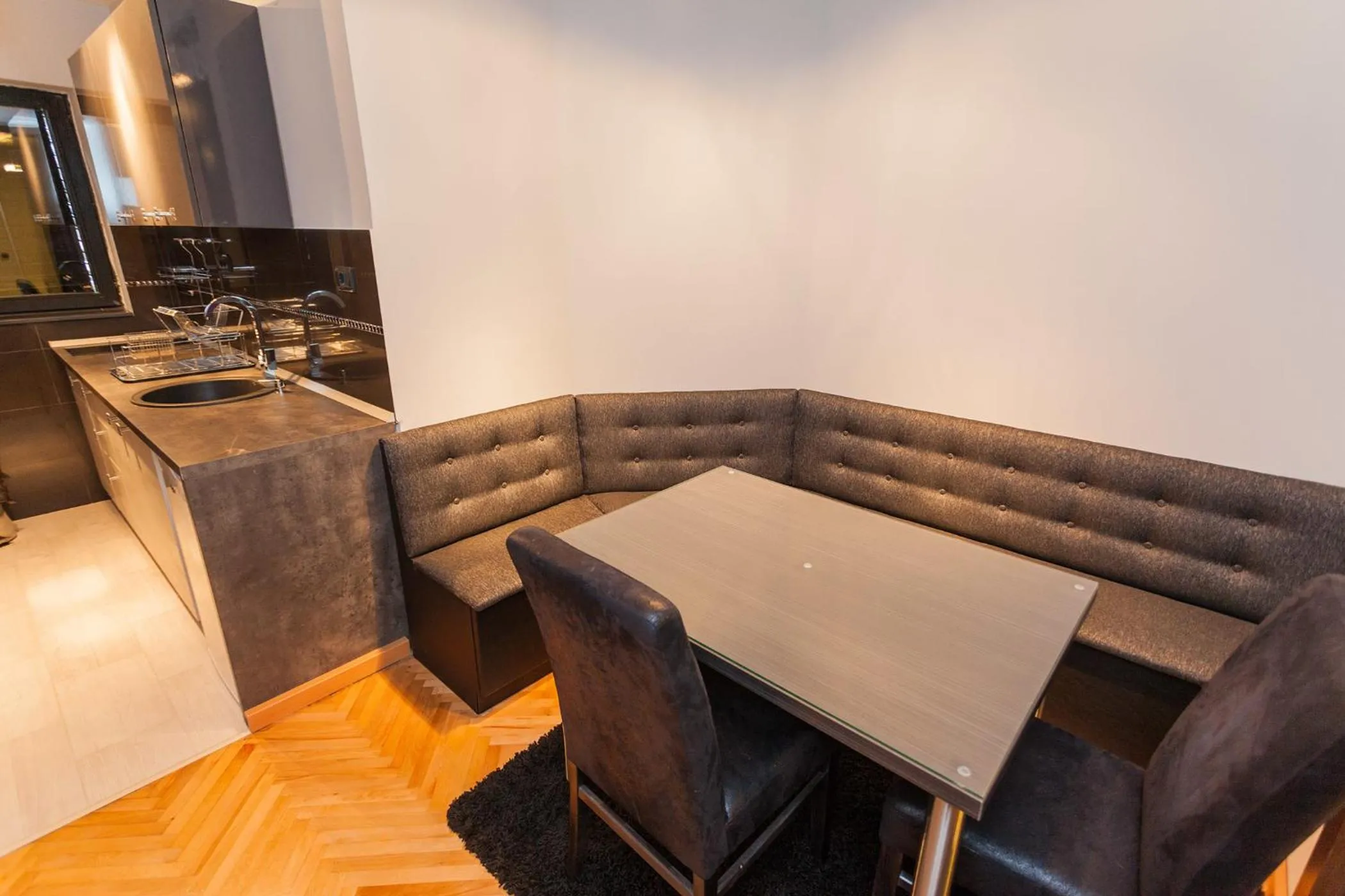 Dining area in Apartments Neivado