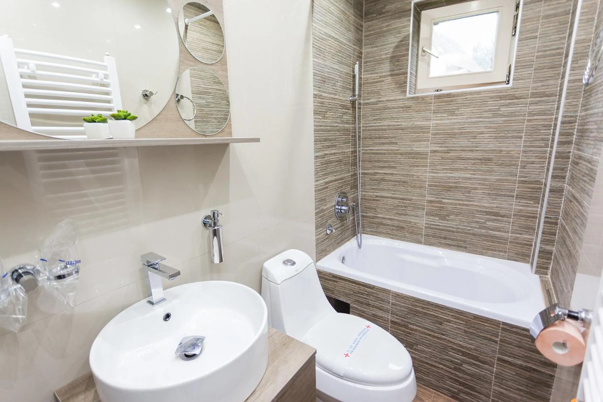 Bathroom in Apartments Neivado