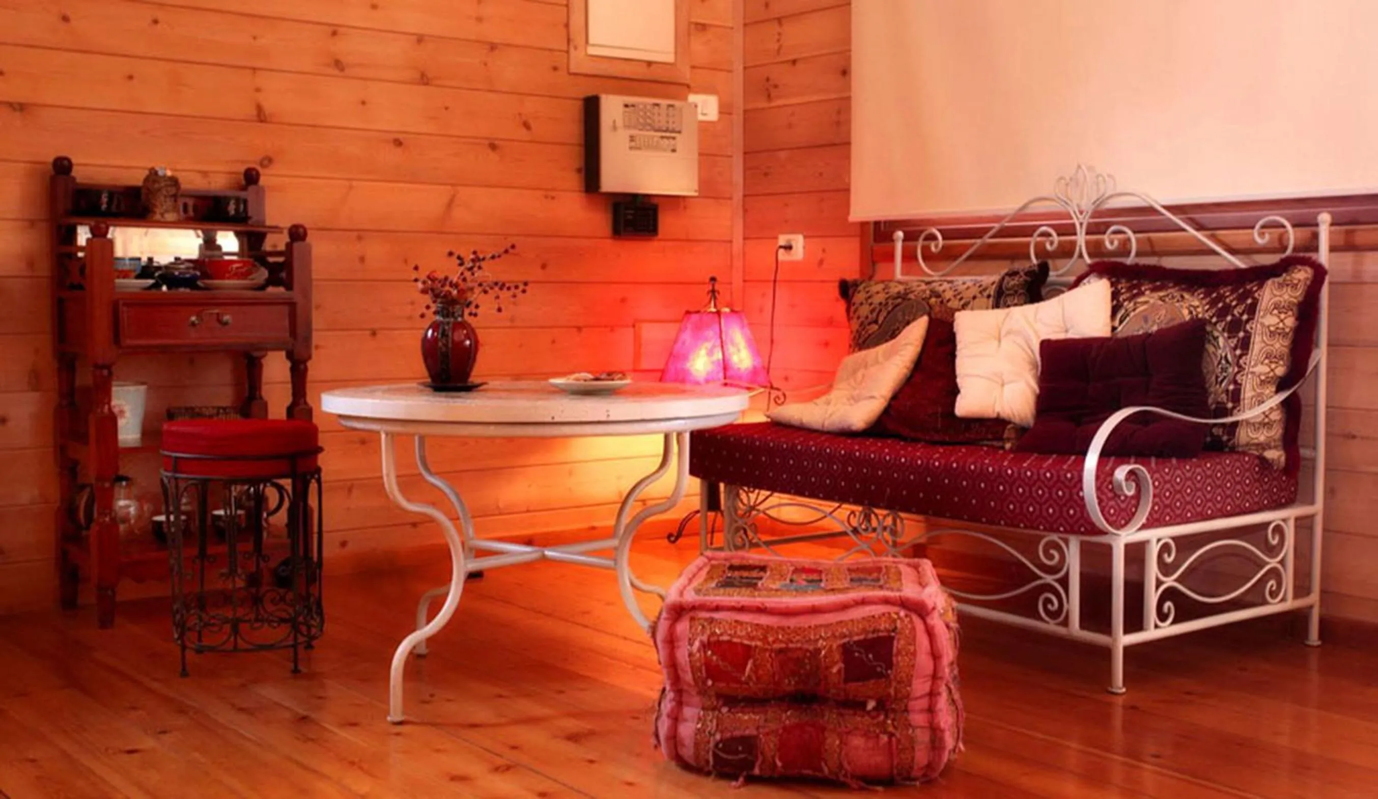 Decorative detail in The Beautiful Cabins