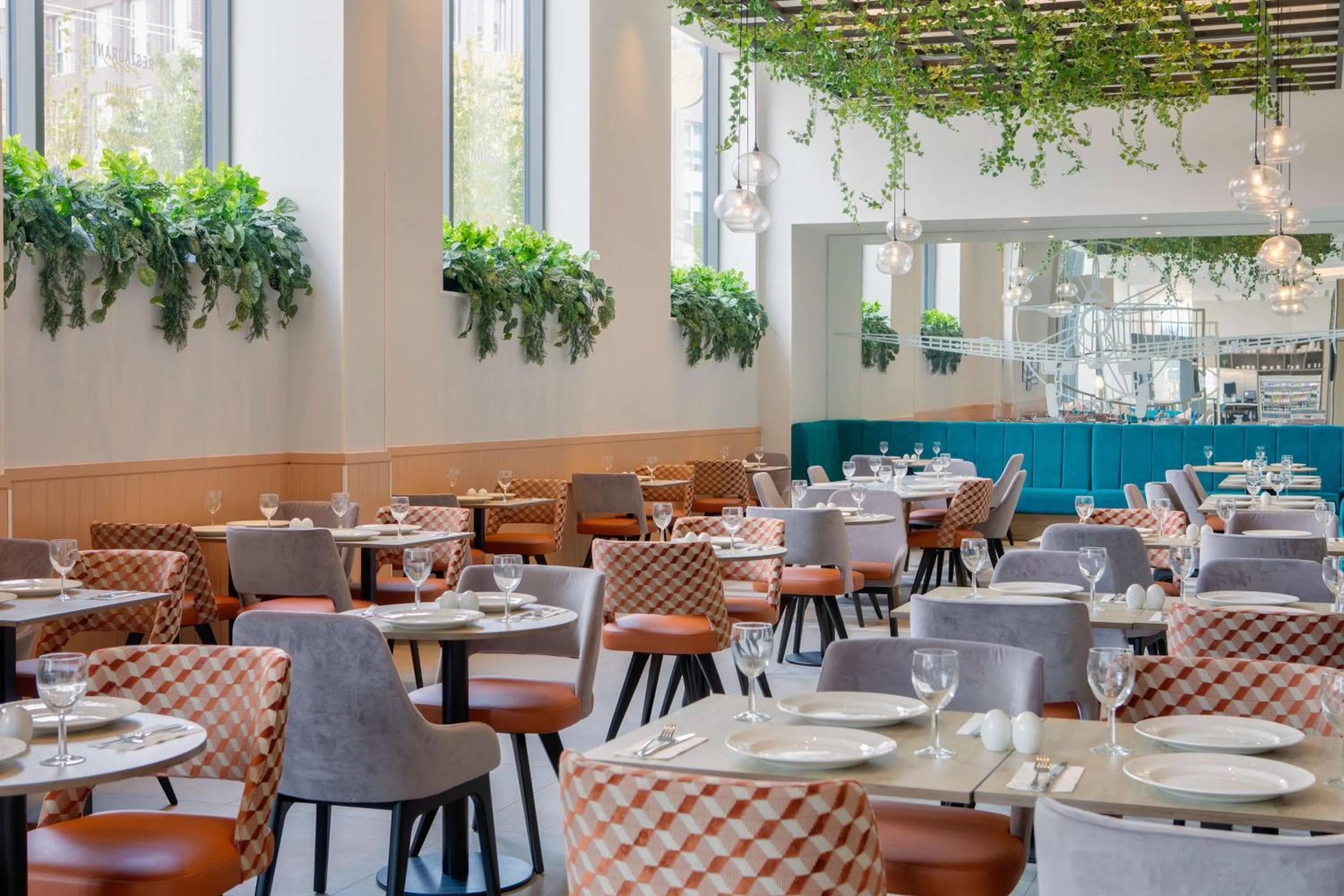 Restaurant/places to eat in Hilton Garden Inn Stoke On Trent