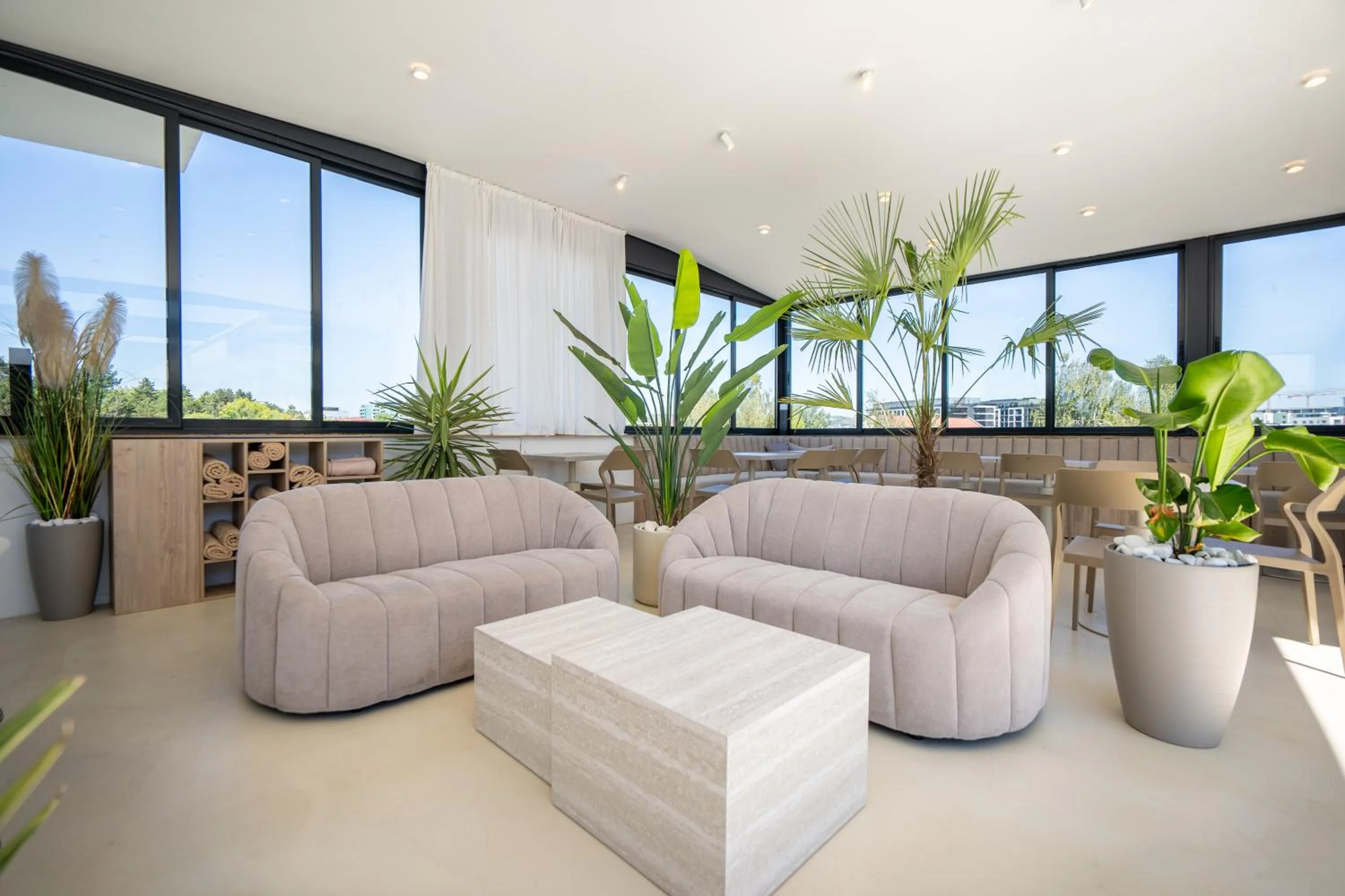 Lounge or bar in Urbio Private Suites