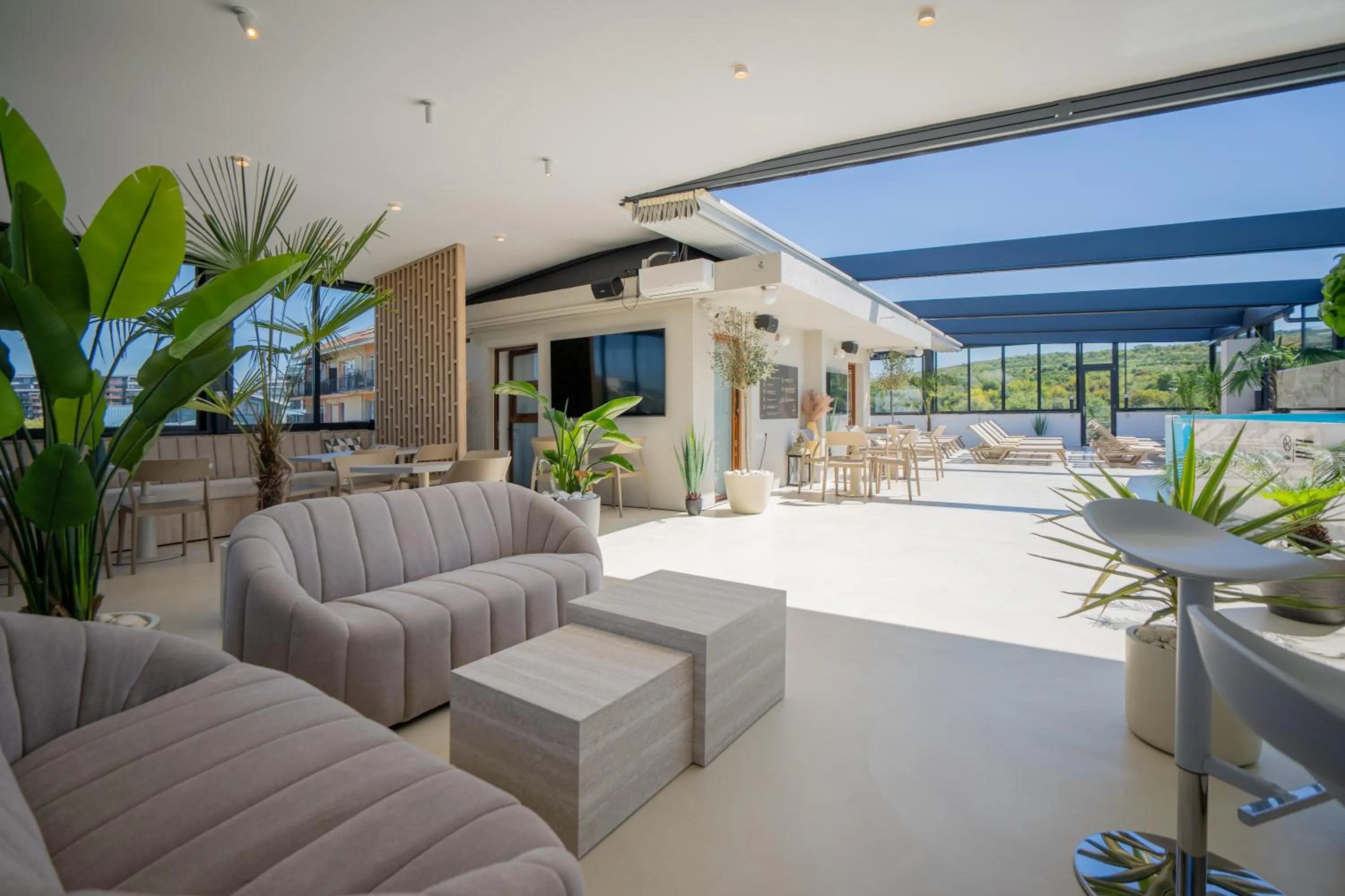 Lounge or bar in Urbio Private Suites