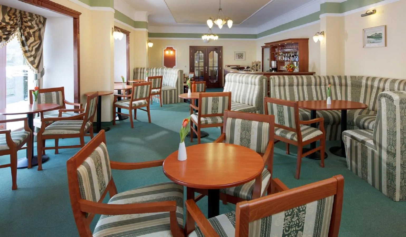 Lounge or bar in Savoy Spa & Kurhotel