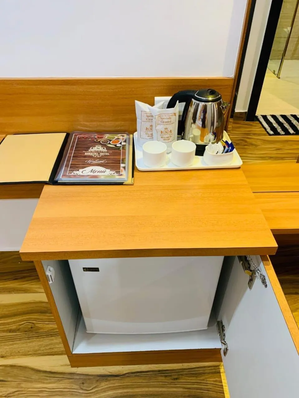 Coffee/tea facilities in Hotel Sheetal