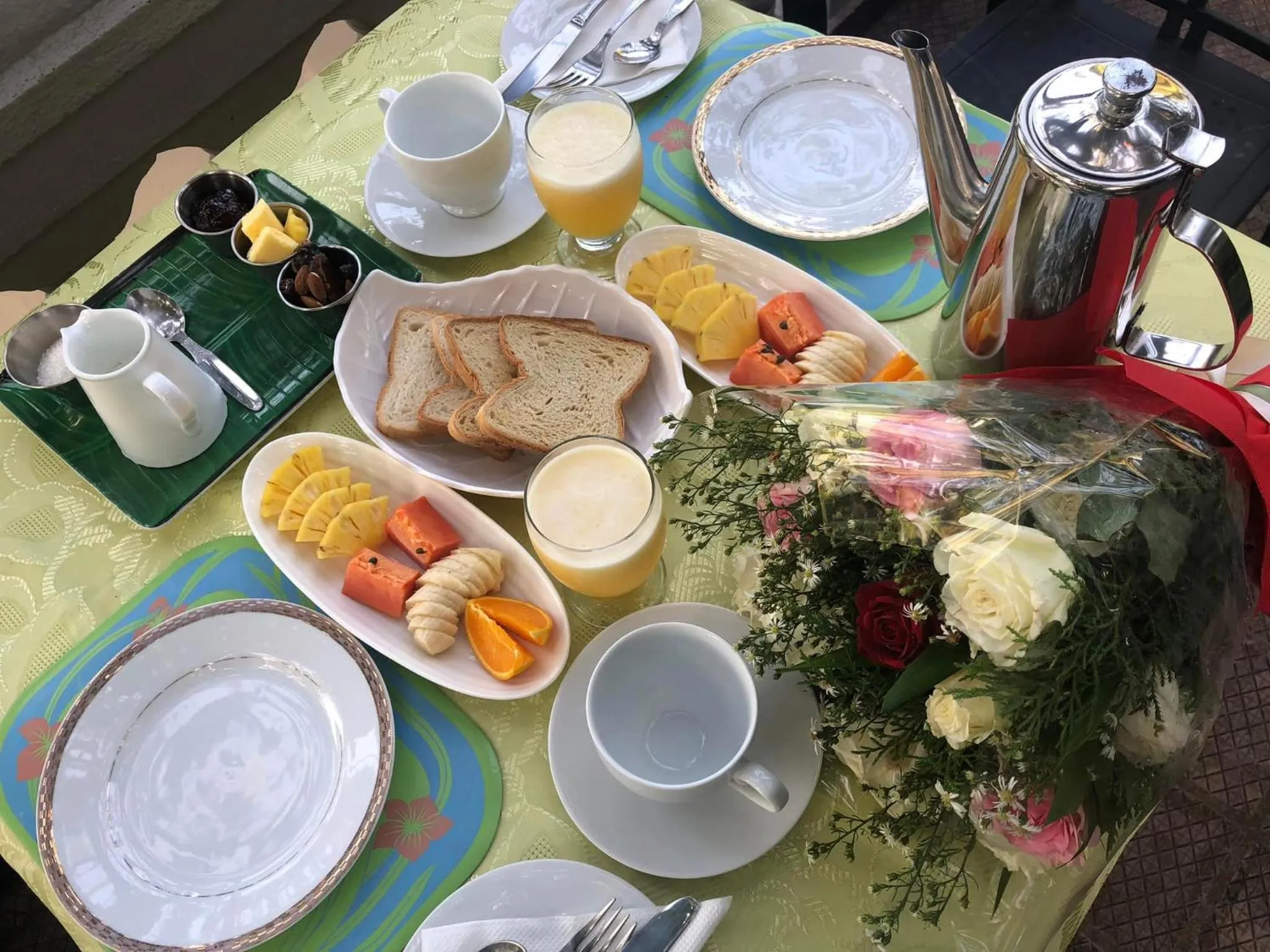 Restaurant/places to eat in Sagarika Beach Hotel