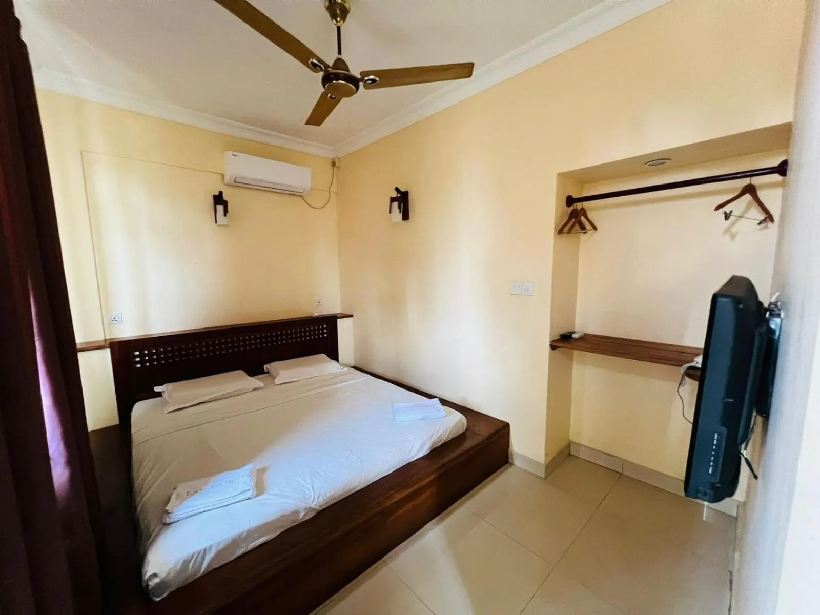 Bed in Lafala Hotel & Service Apartment