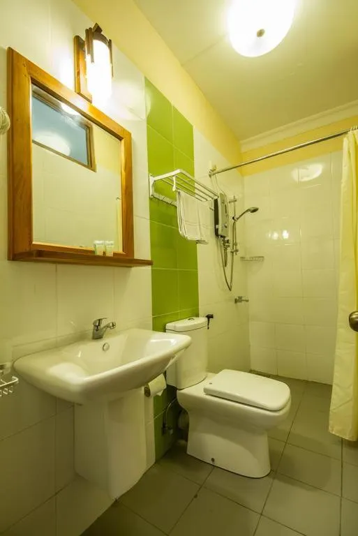 Shower in Lafala Hotel & Service Apartment